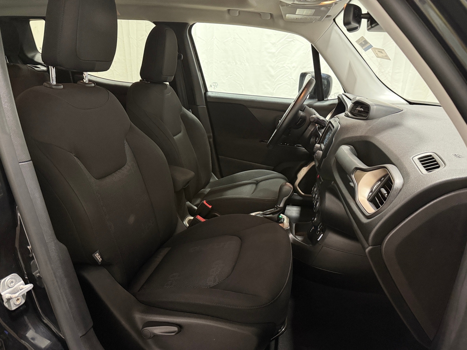 Thumbnail: 2016 Jeep Renegade - 2