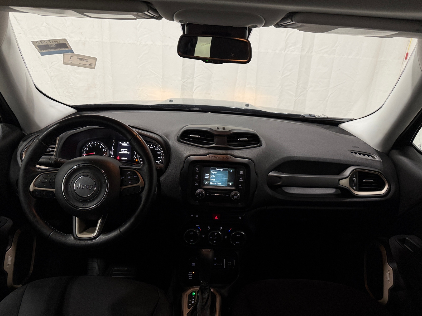 Thumbnail: 2016 Jeep Renegade - 3