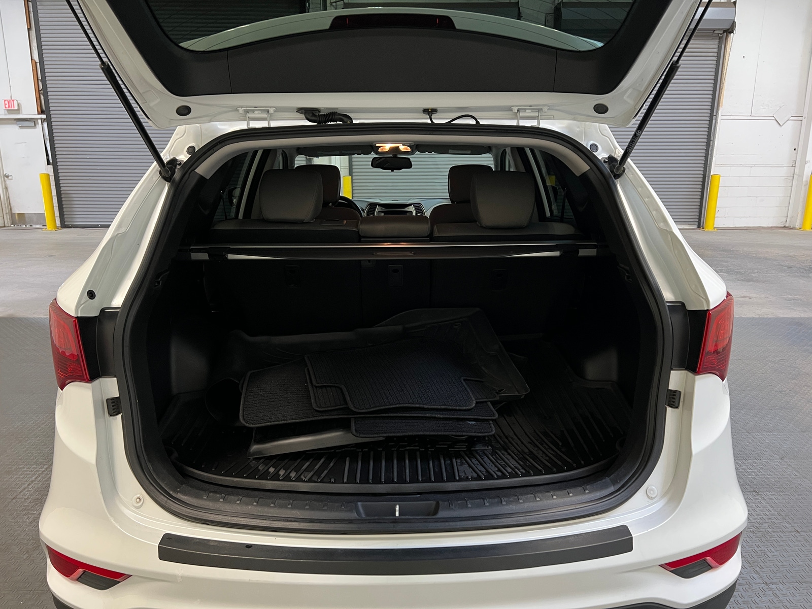 Thumbnail: 2018 Hyundai Santa Fe - 7
