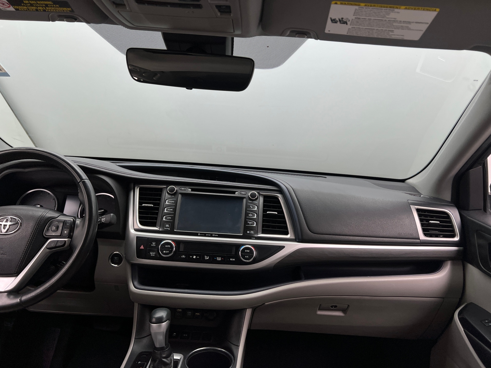 Thumbnail: 2019 Toyota Highlander - 2