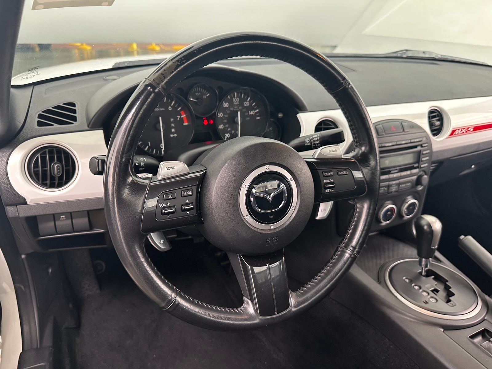 Thumbnail: 2015 Mazda MX-5 Miata - 5