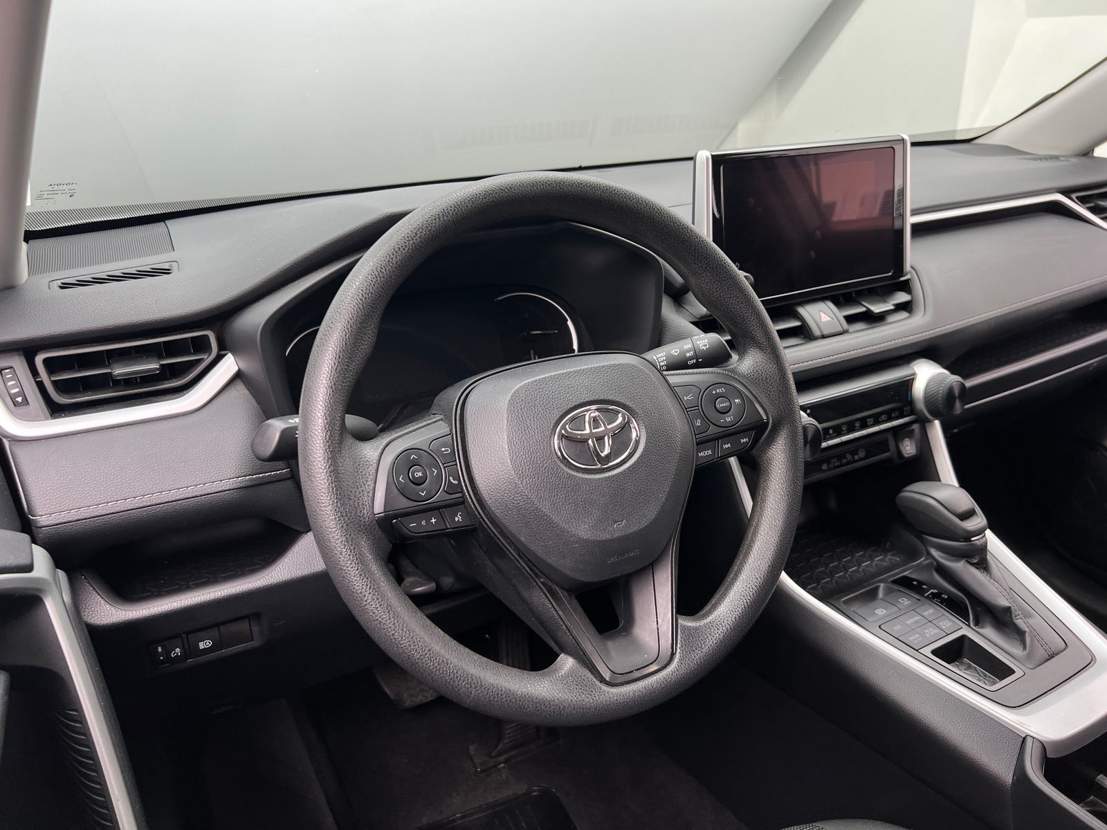 Thumbnail: 2024 Toyota RAV4 - 5