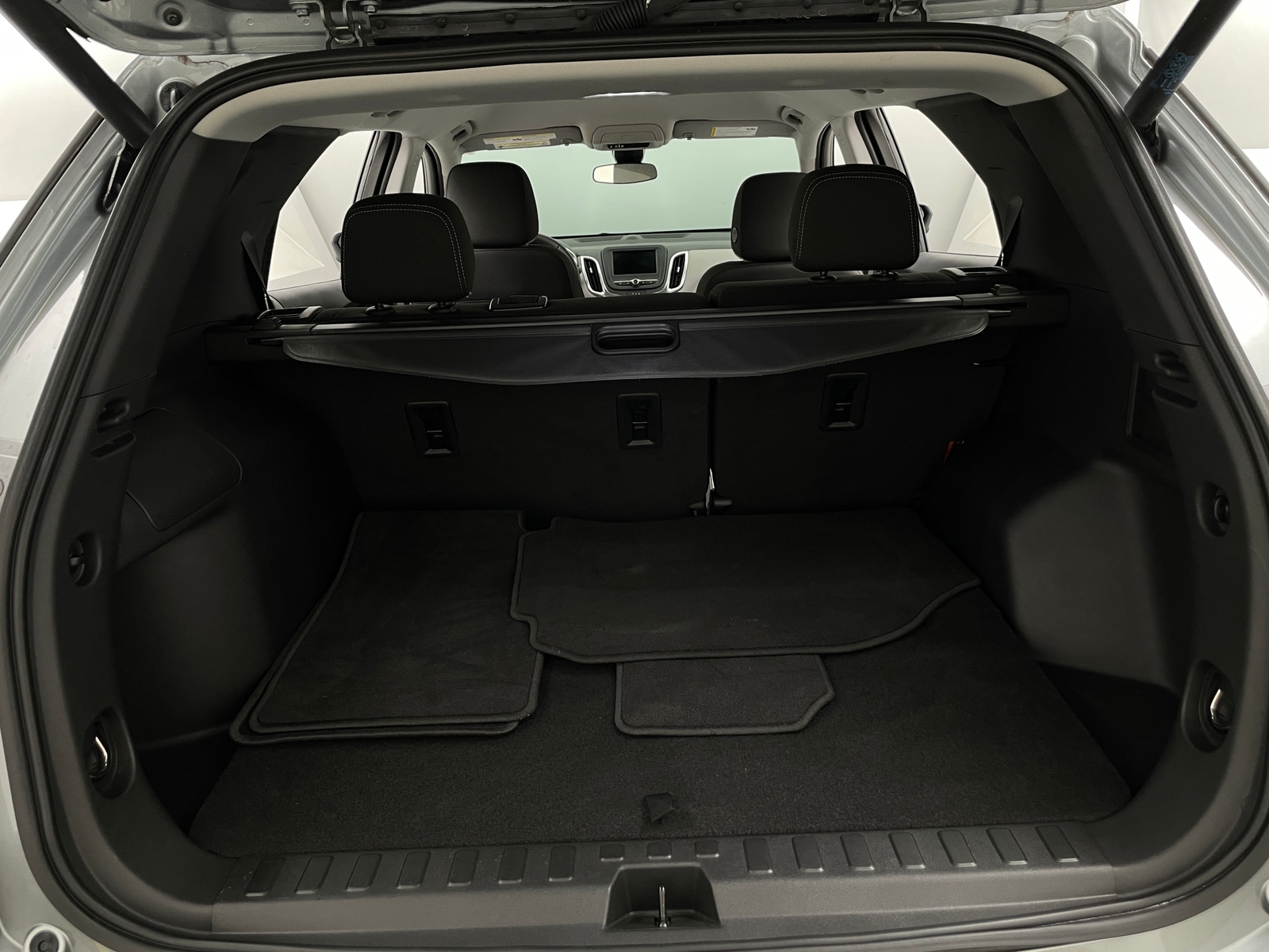 Thumbnail: 2023 Chevrolet Equinox - 7