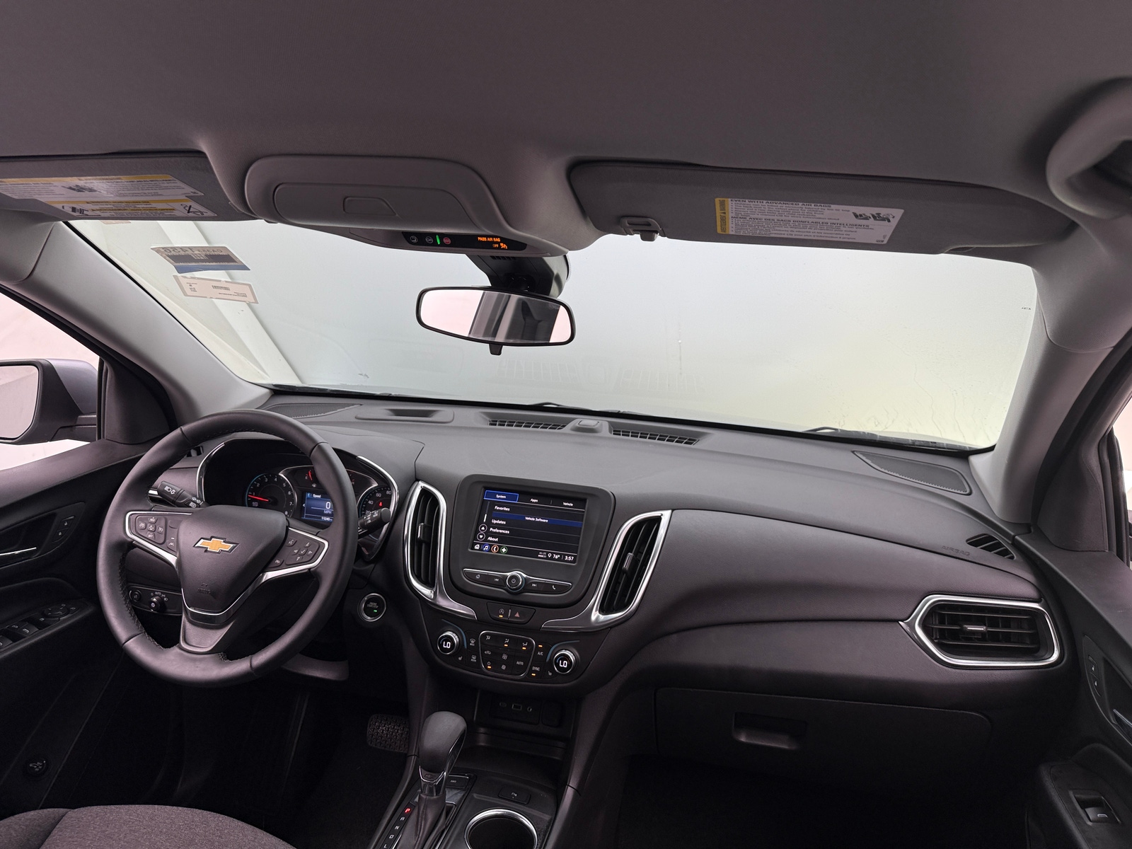 Thumbnail: 2024 Chevrolet Equinox - 3
