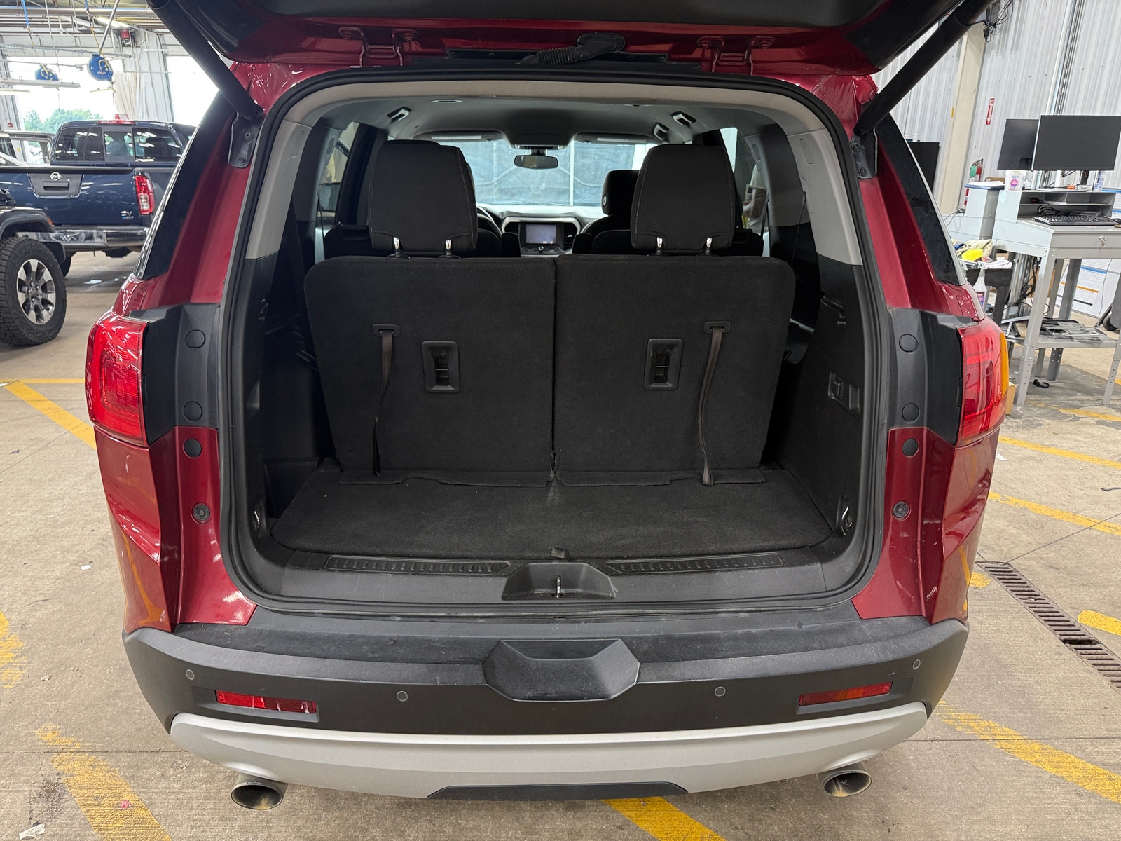Thumbnail: 2019 GMC Acadia - 7