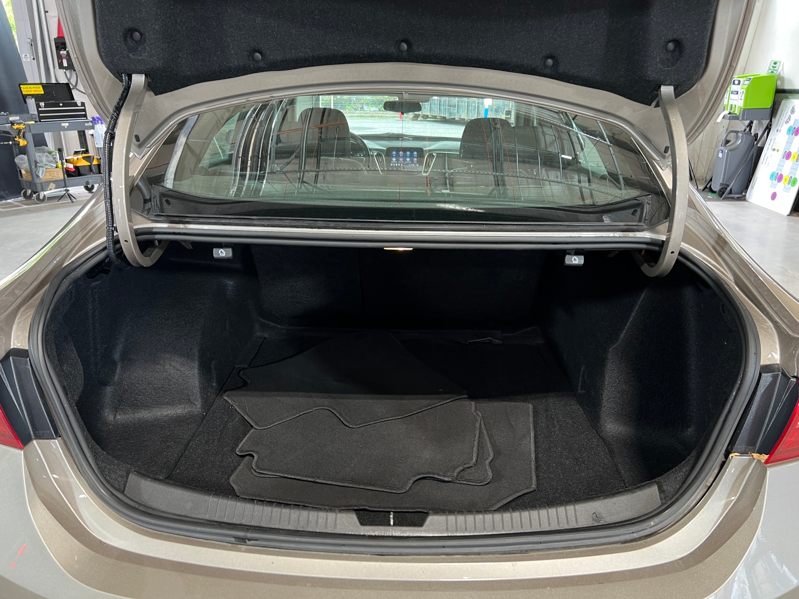 Thumbnail: 2024 Chevrolet Malibu - 7