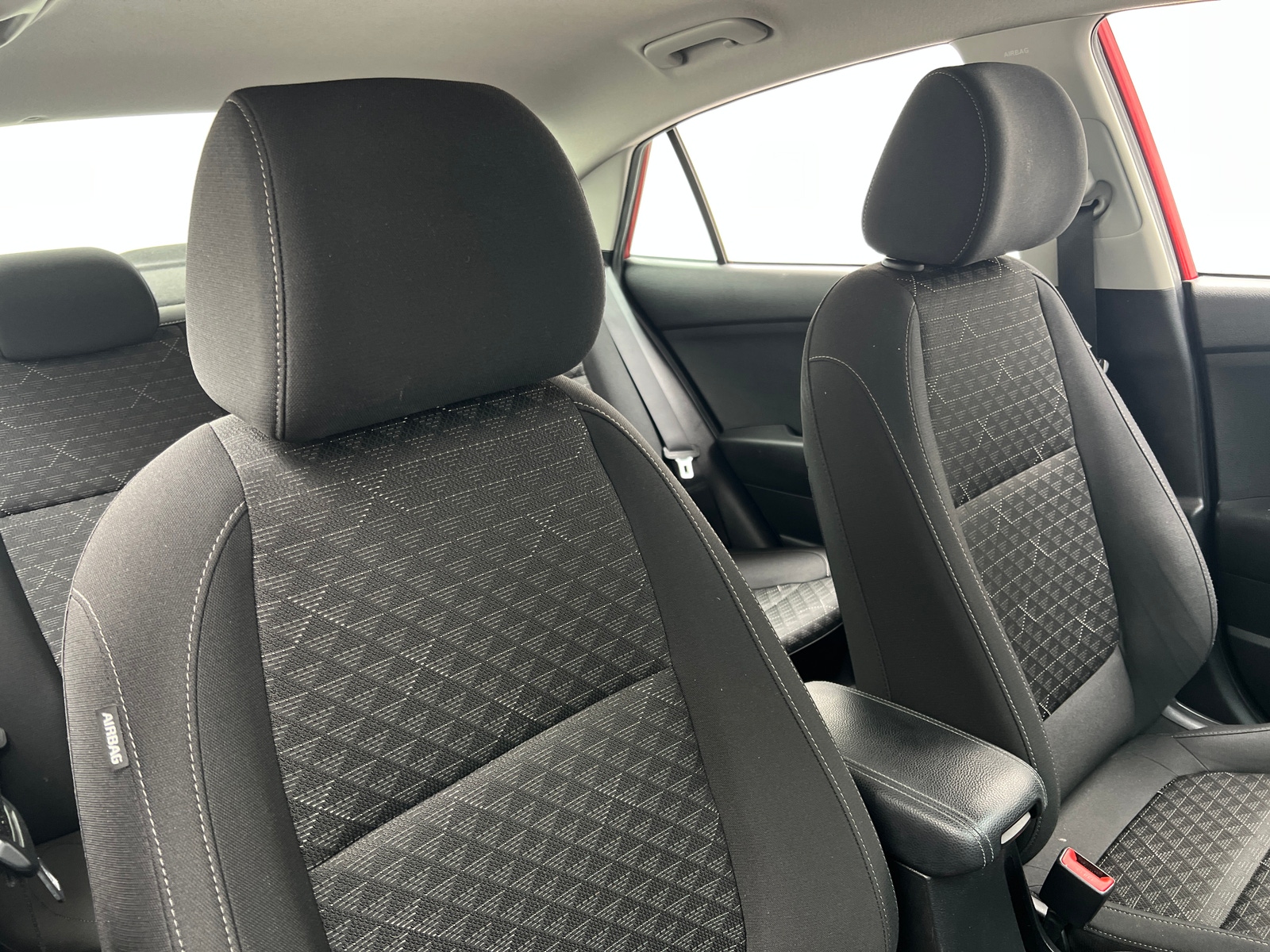 Thumbnail: 2020 Kia Rio - 2