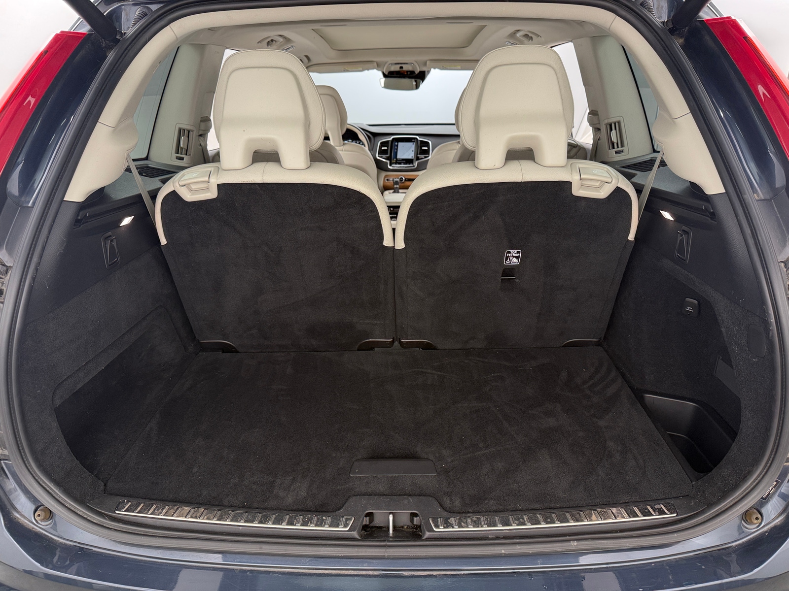 Thumbnail: 2021 Volvo XC90 - 6