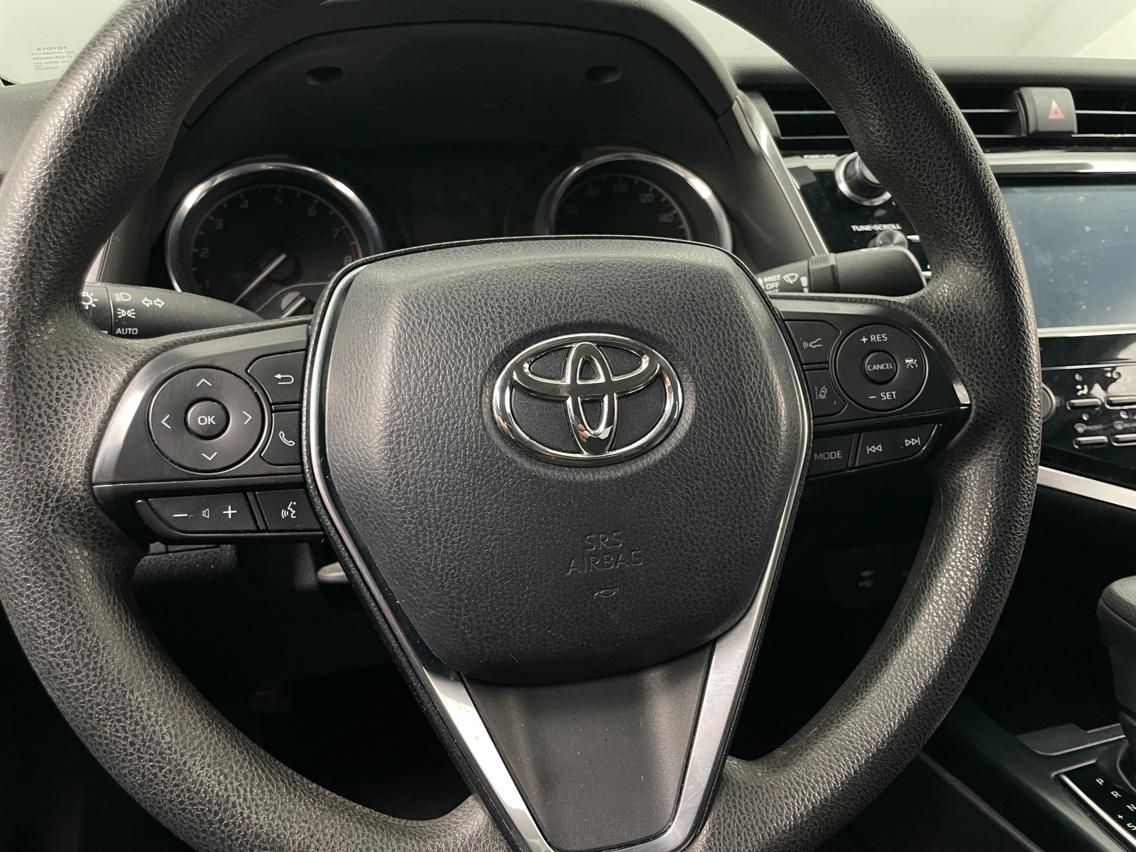 Thumbnail: 2019 Toyota Camry - 5