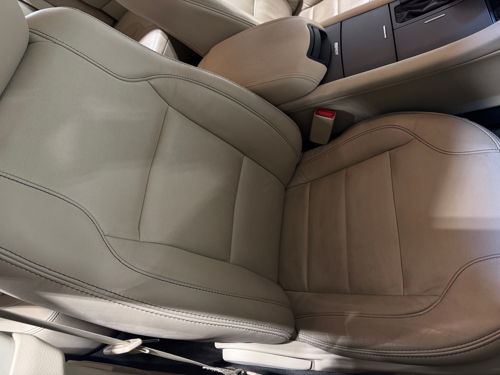 Thumbnail: 2015 Ford Taurus - 2