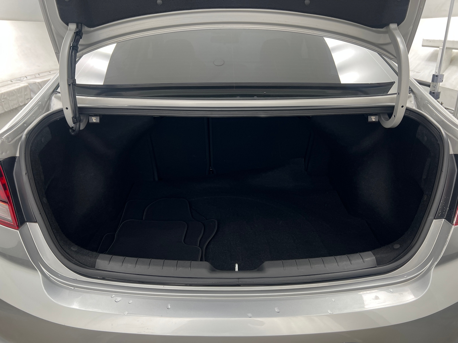 Thumbnail: 2020 Hyundai Elantra - 7