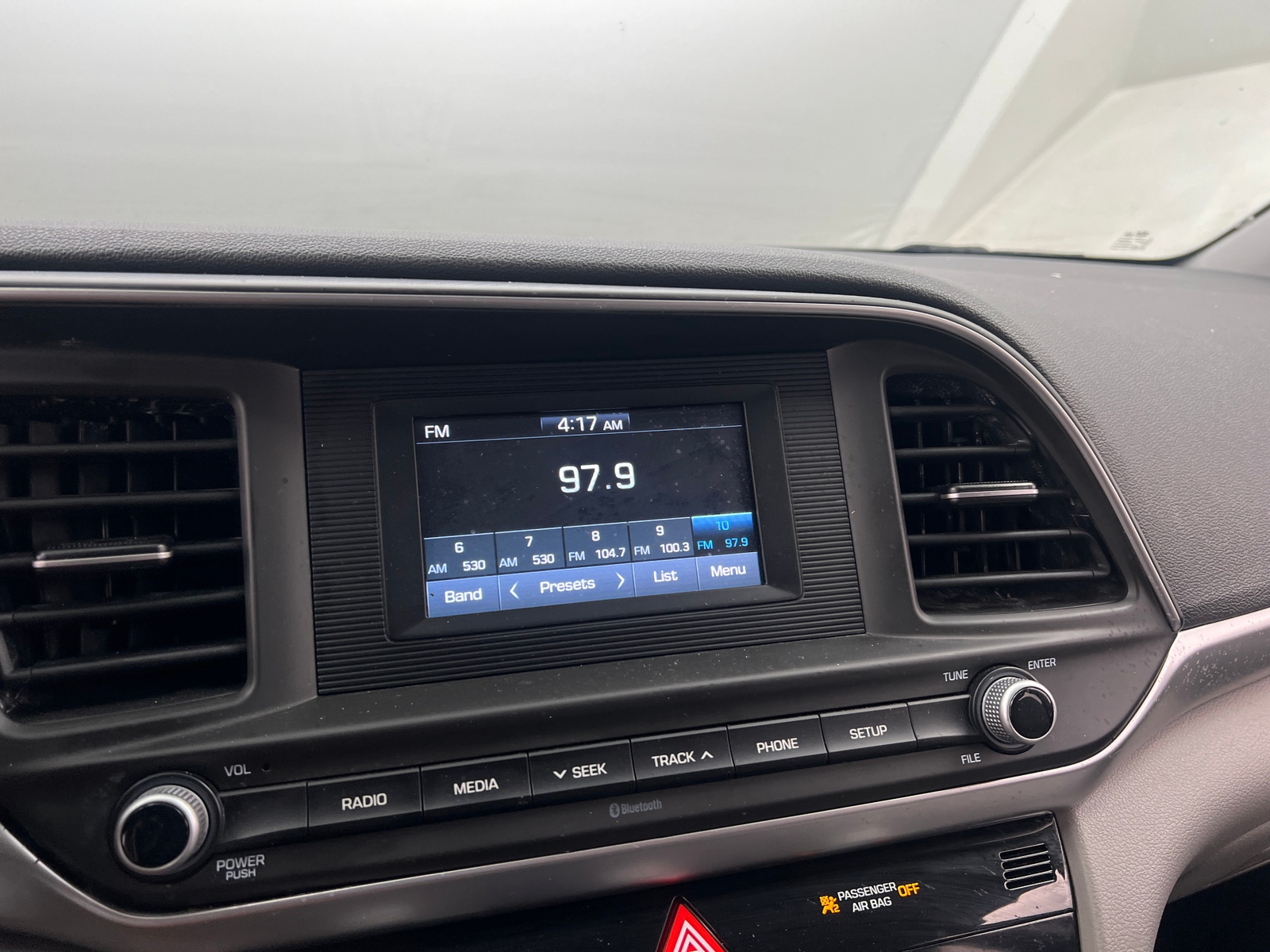 Thumbnail: 2020 Hyundai Elantra - 4