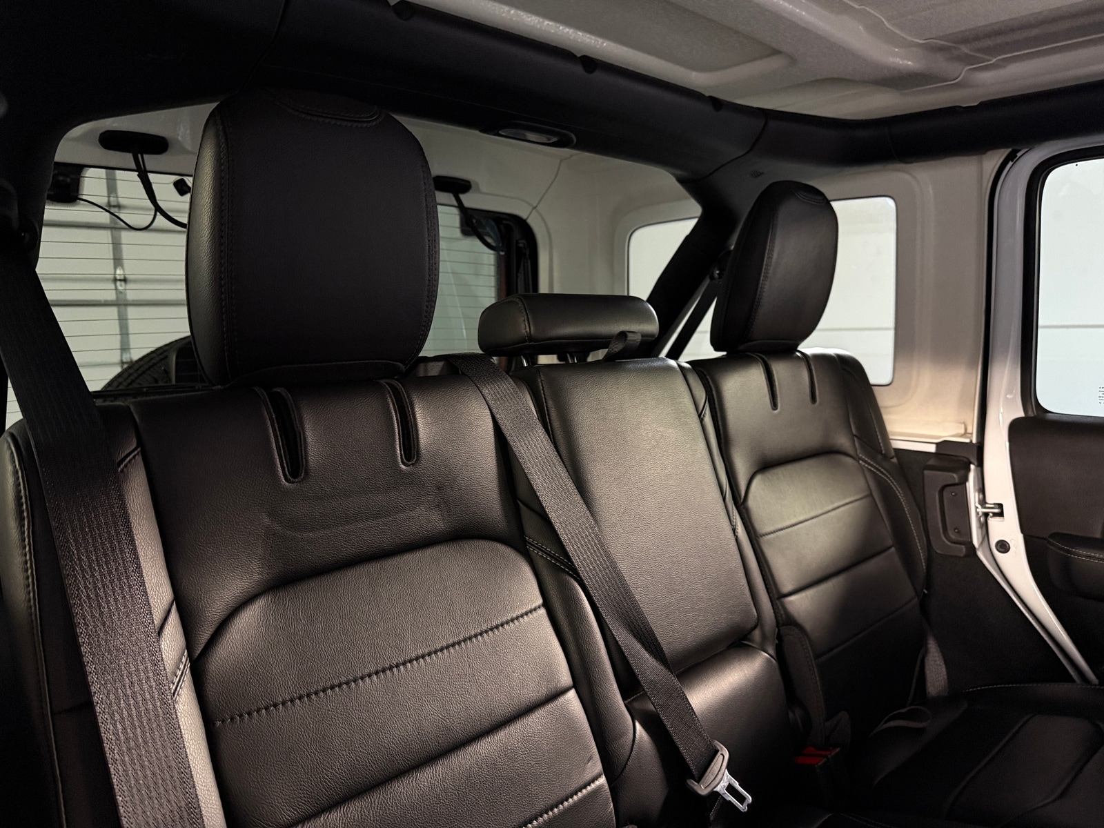 Thumbnail: 2022 Jeep Wrangler - 5