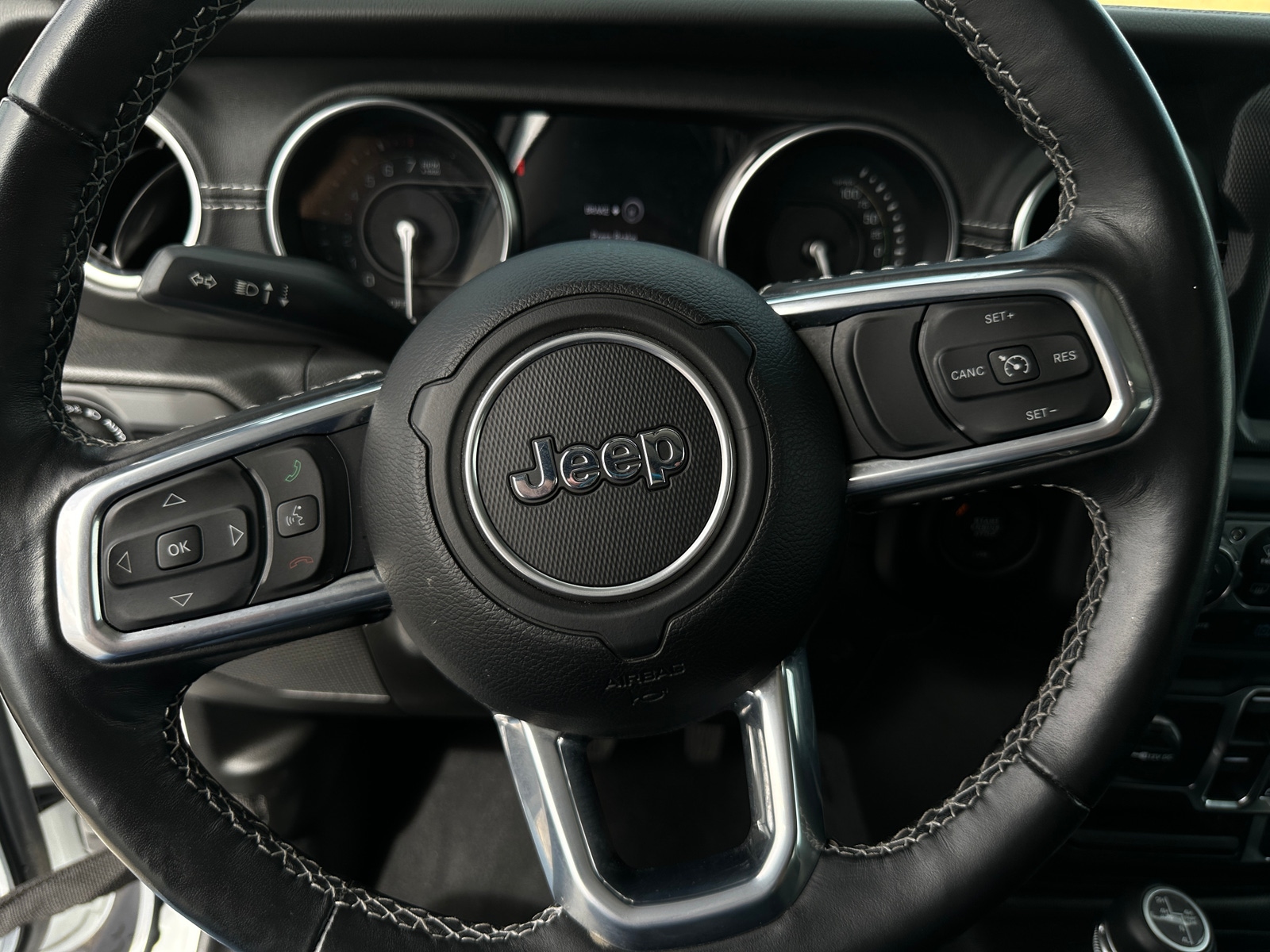 Thumbnail: 2022 Jeep Wrangler - 4