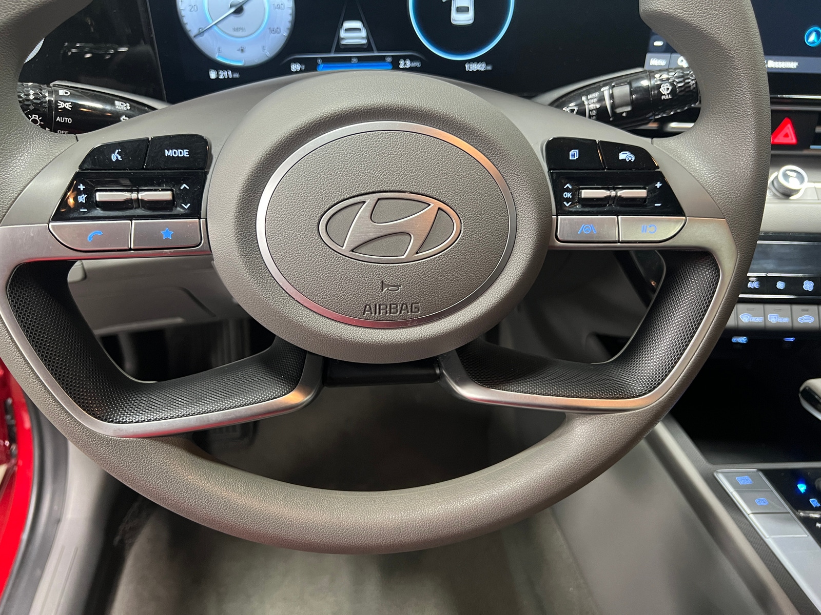 Thumbnail: 2024 Hyundai Elantra - 5