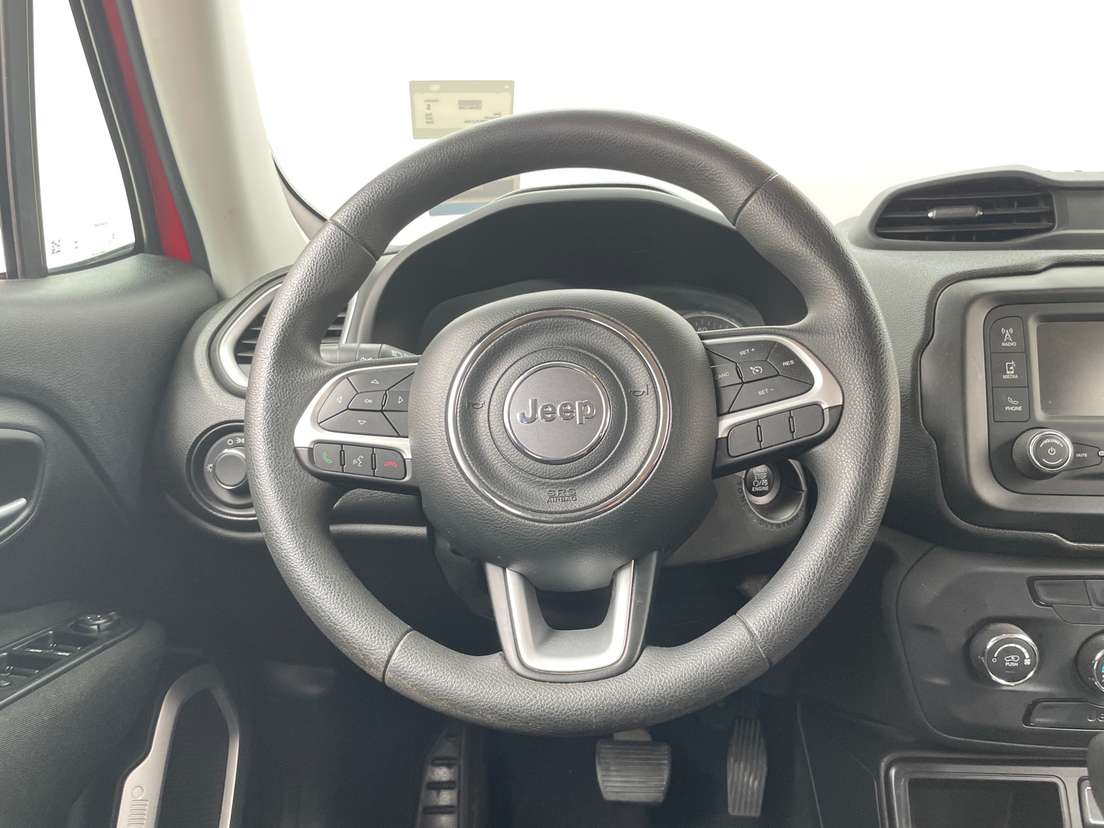 Thumbnail: 2020 Jeep Renegade - 5