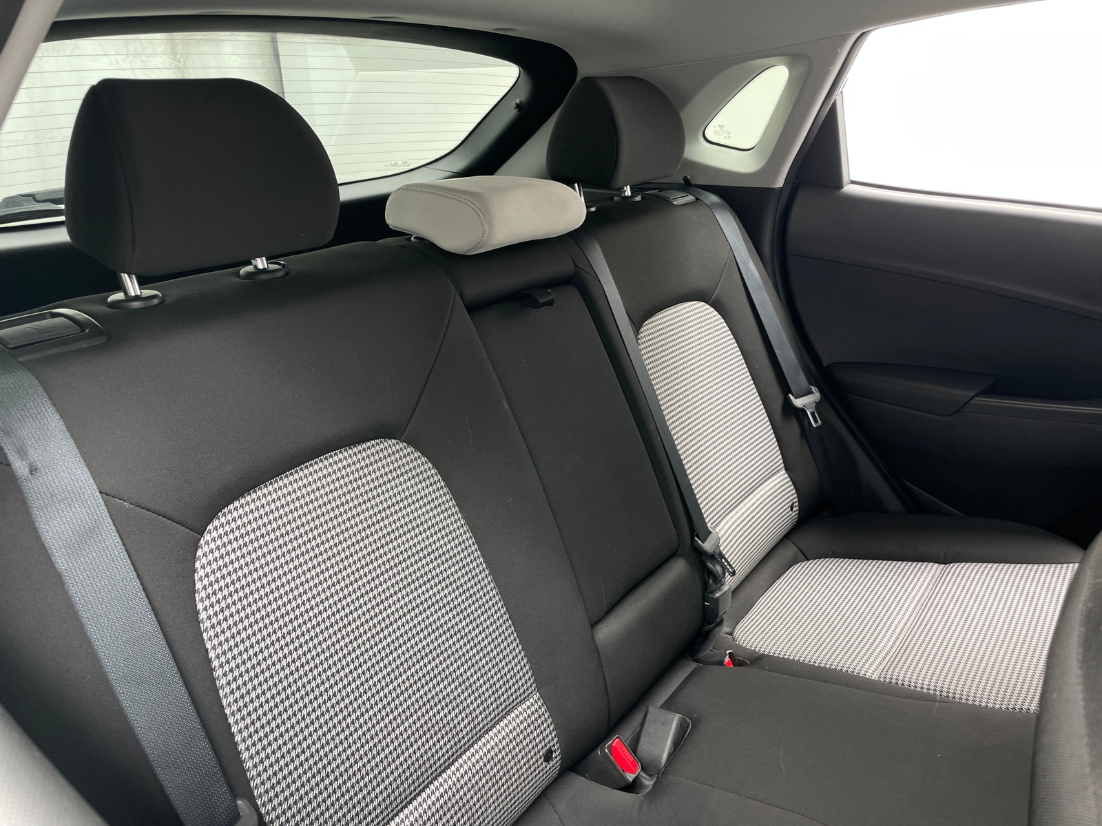 Thumbnail: 2020 Hyundai Kona - 6