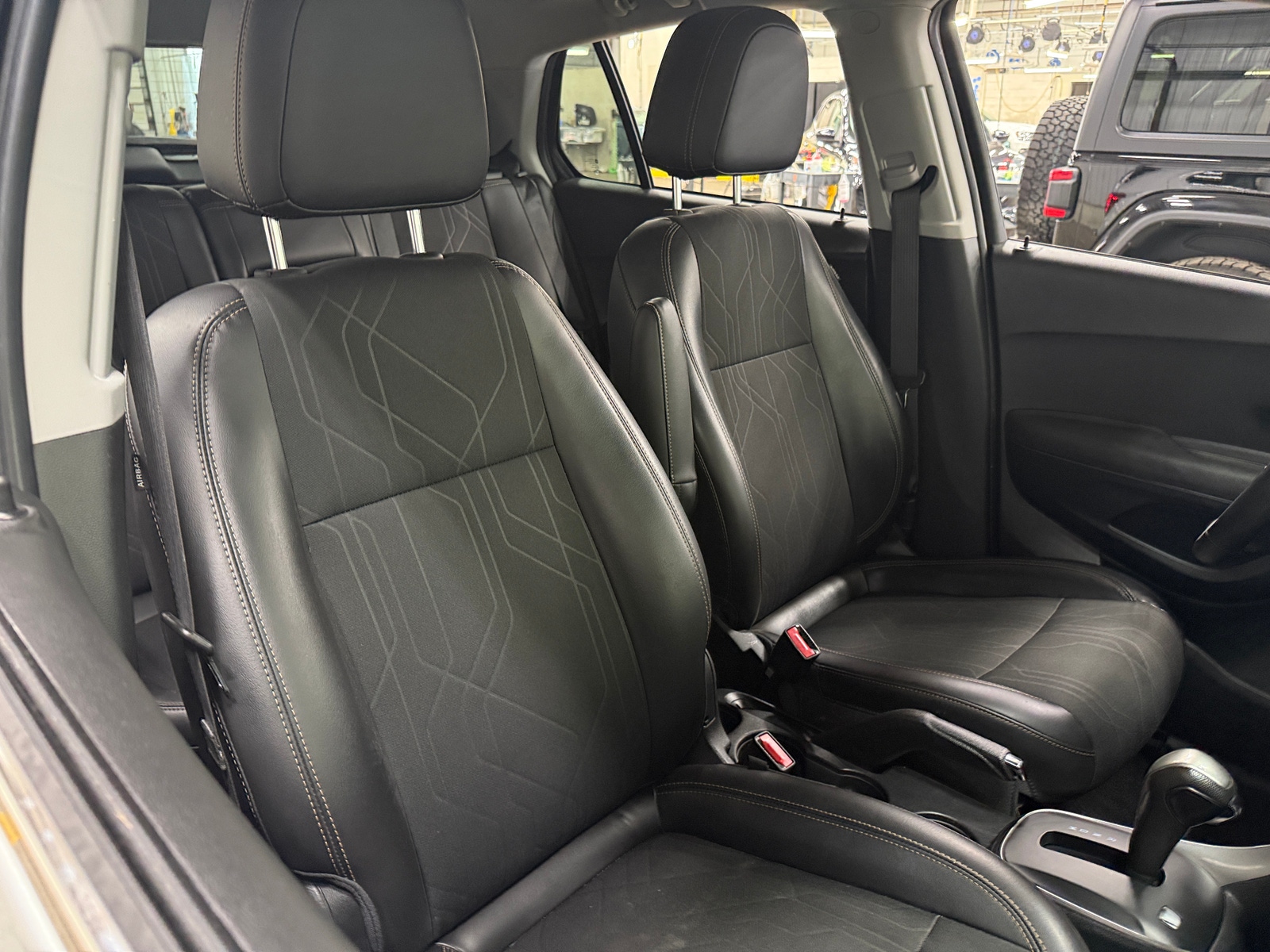 Thumbnail: 2019 Chevrolet Trax - 2