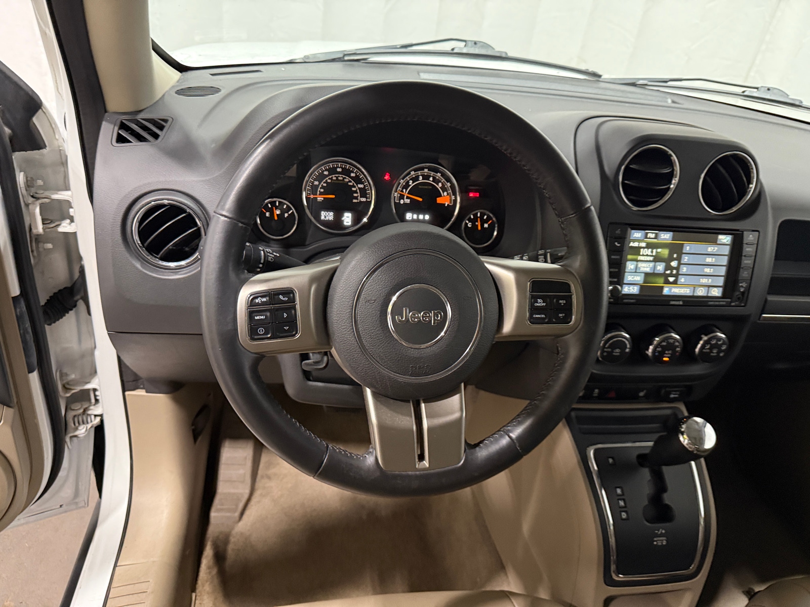 Thumbnail: 2015 Jeep Patriot - 4
