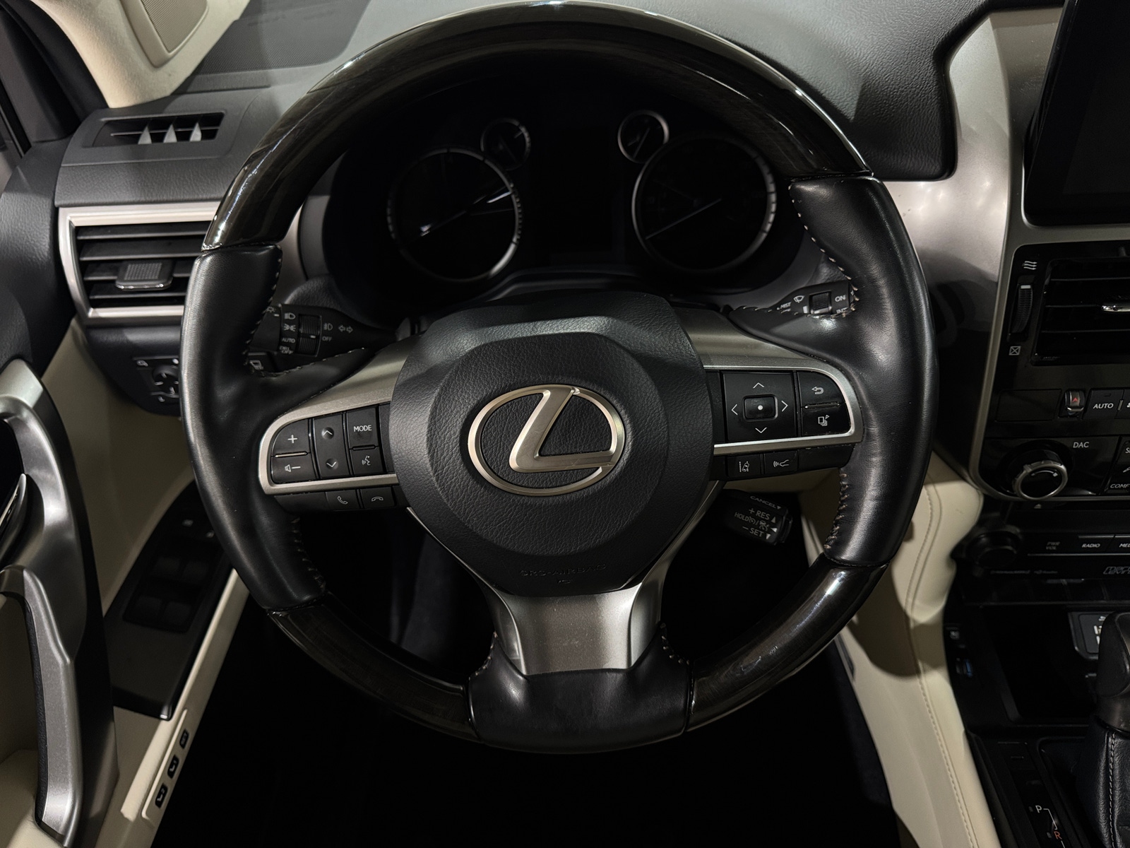 Thumbnail: 2023 Lexus GX - 4