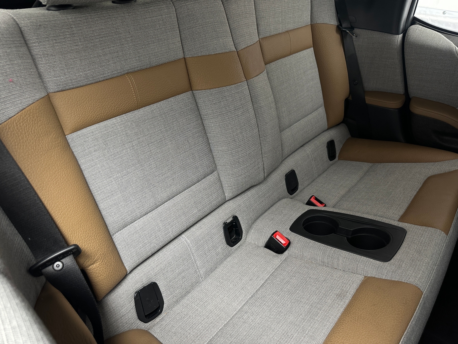 Thumbnail: 2017 BMW i3 - 6