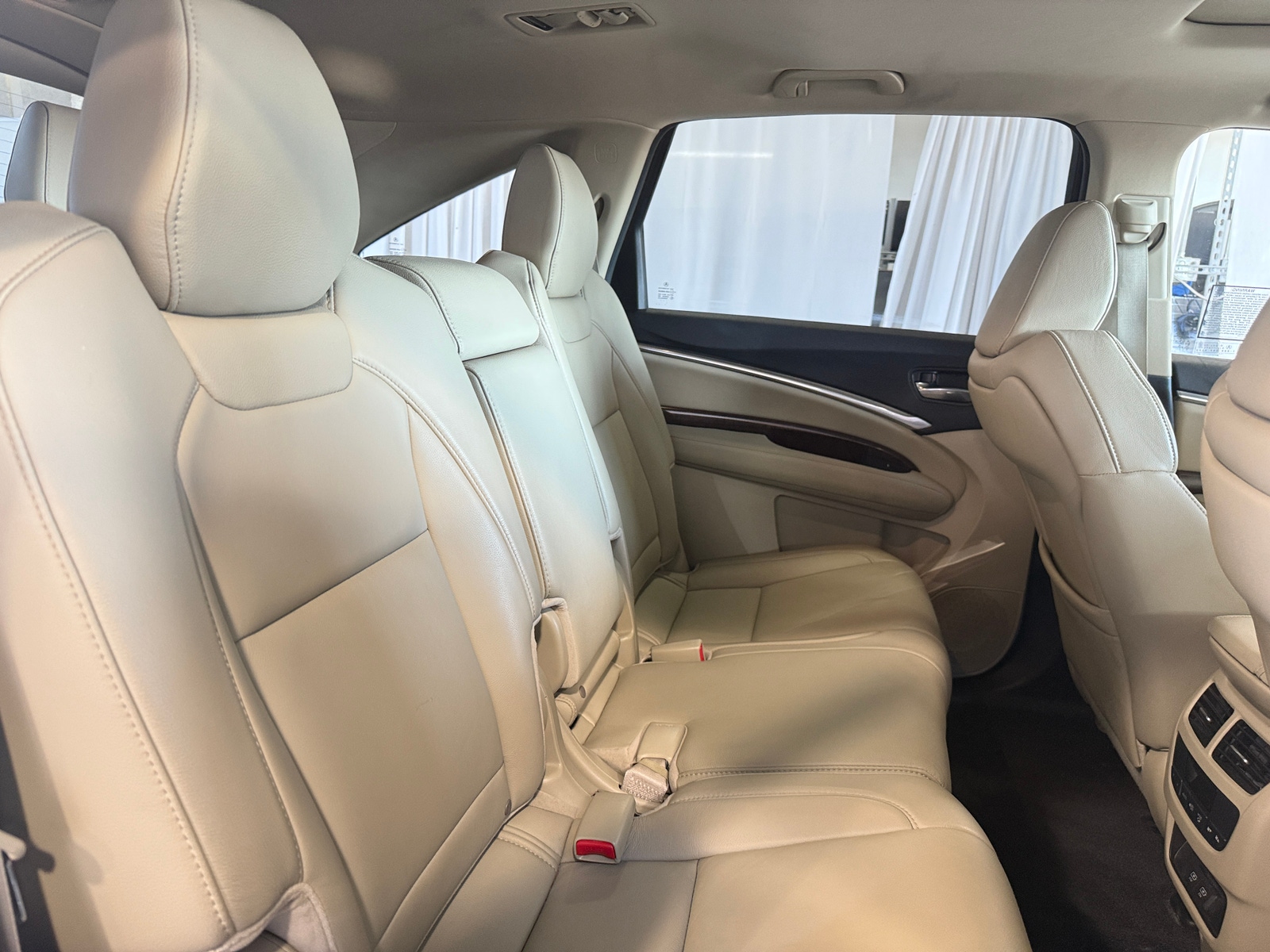 Thumbnail: 2017 Acura MDX - 5