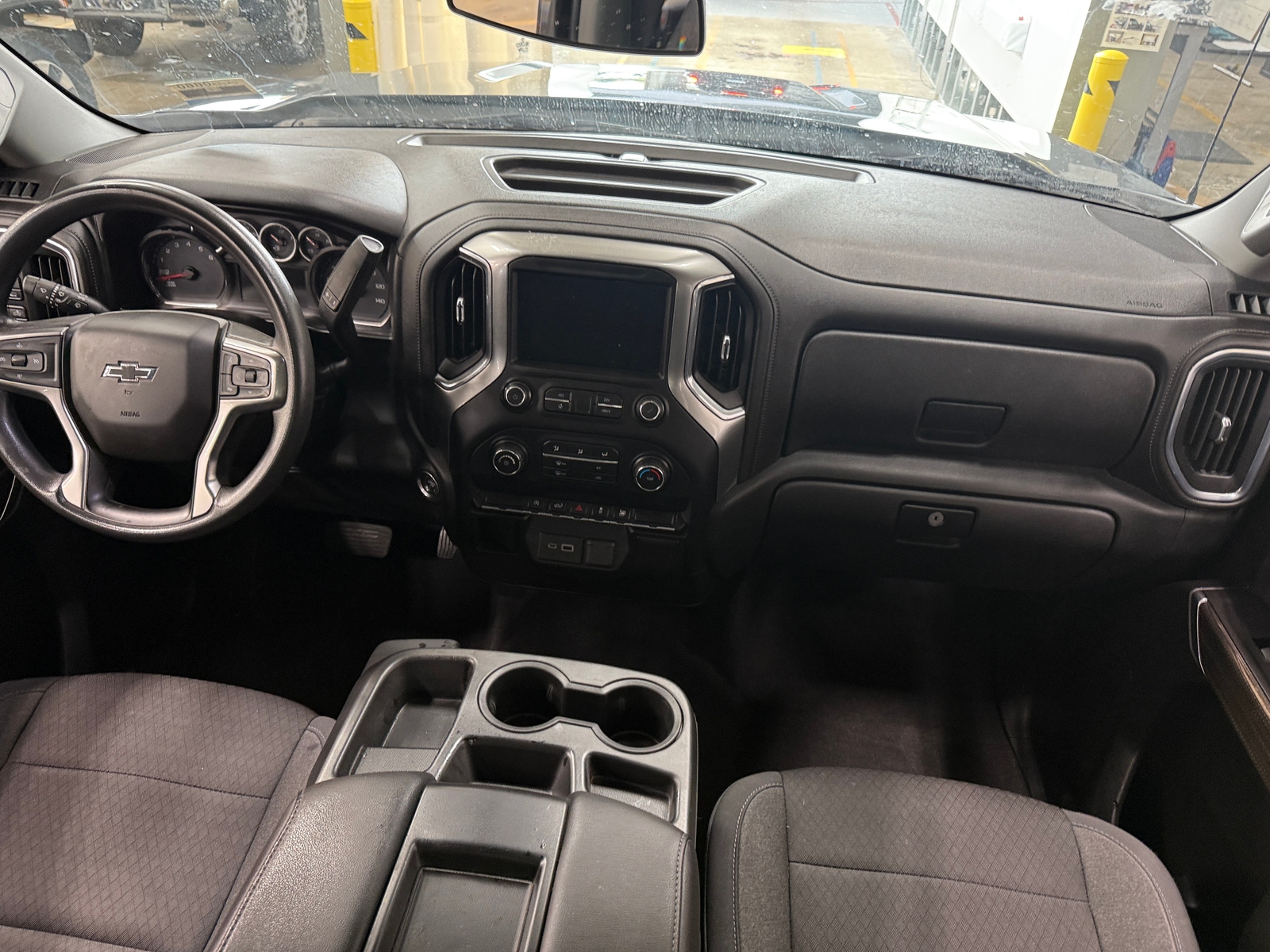 Thumbnail: 2020 Chevrolet Silverado 1500 - 3