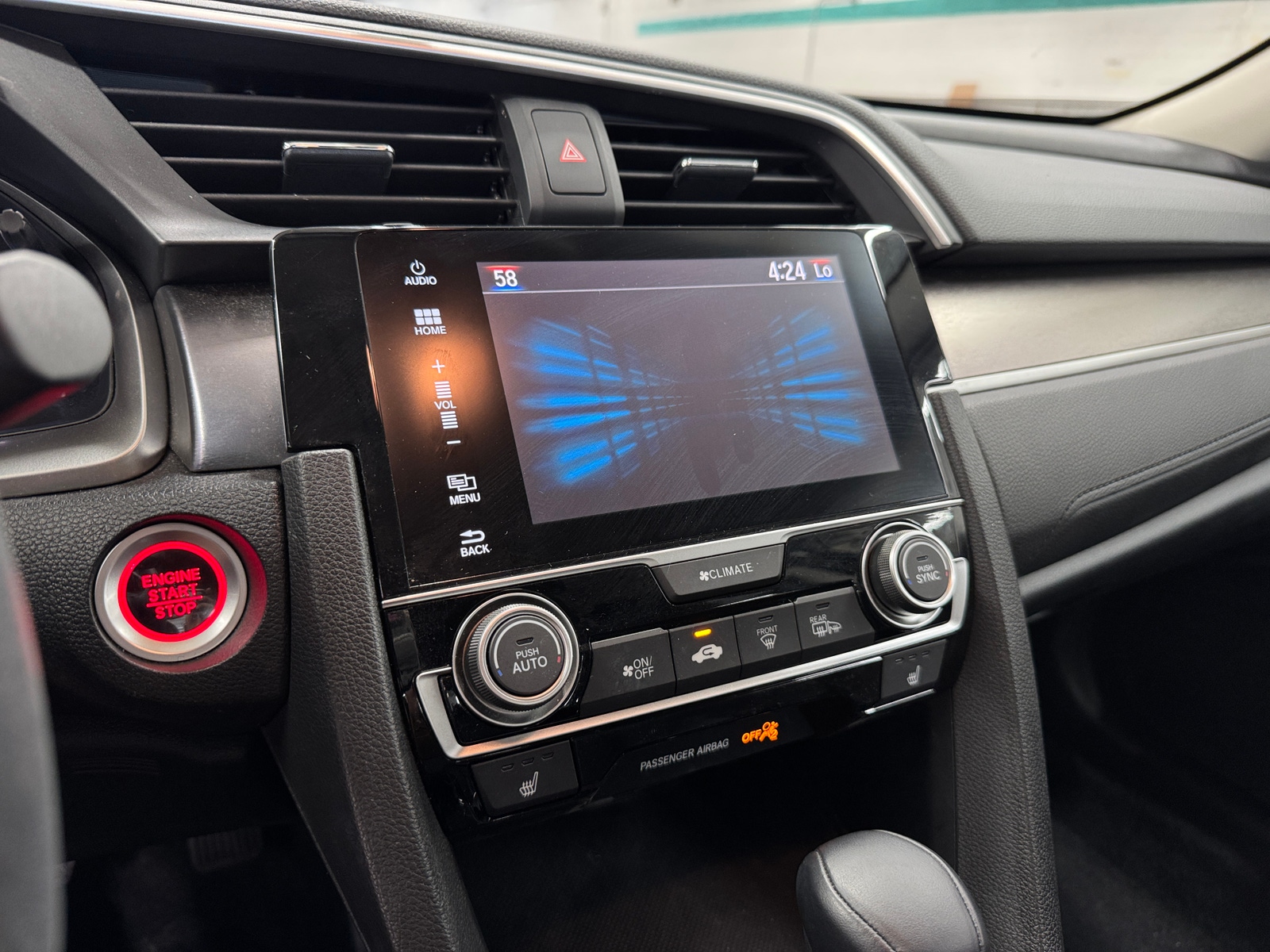 Thumbnail: 2016 Honda Civic - 3