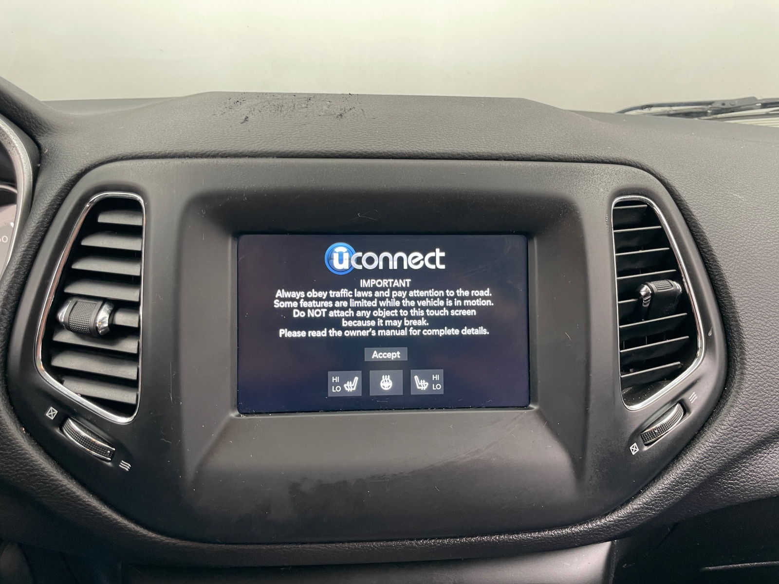 Thumbnail: 2020 Jeep Compass - 4