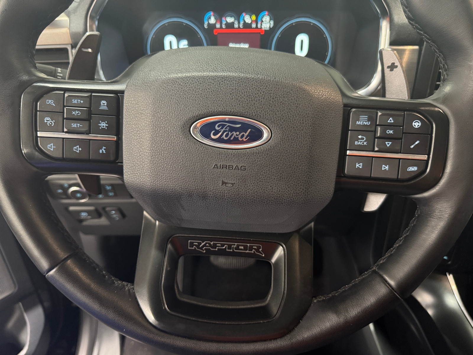 Thumbnail: 2023 Ford Econoline - 4