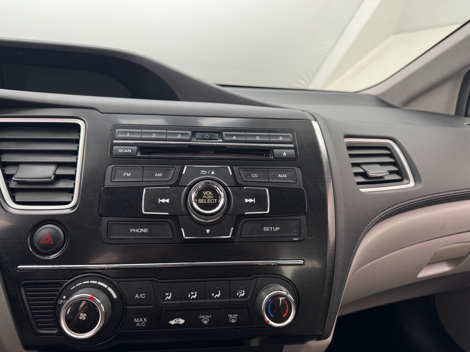 Thumbnail: 2013 Honda Civic - 4