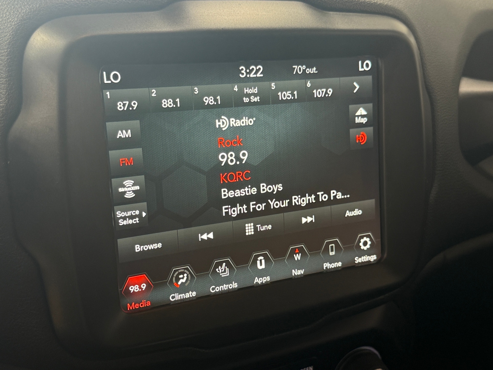 Thumbnail: 2021 Jeep Renegade - 3