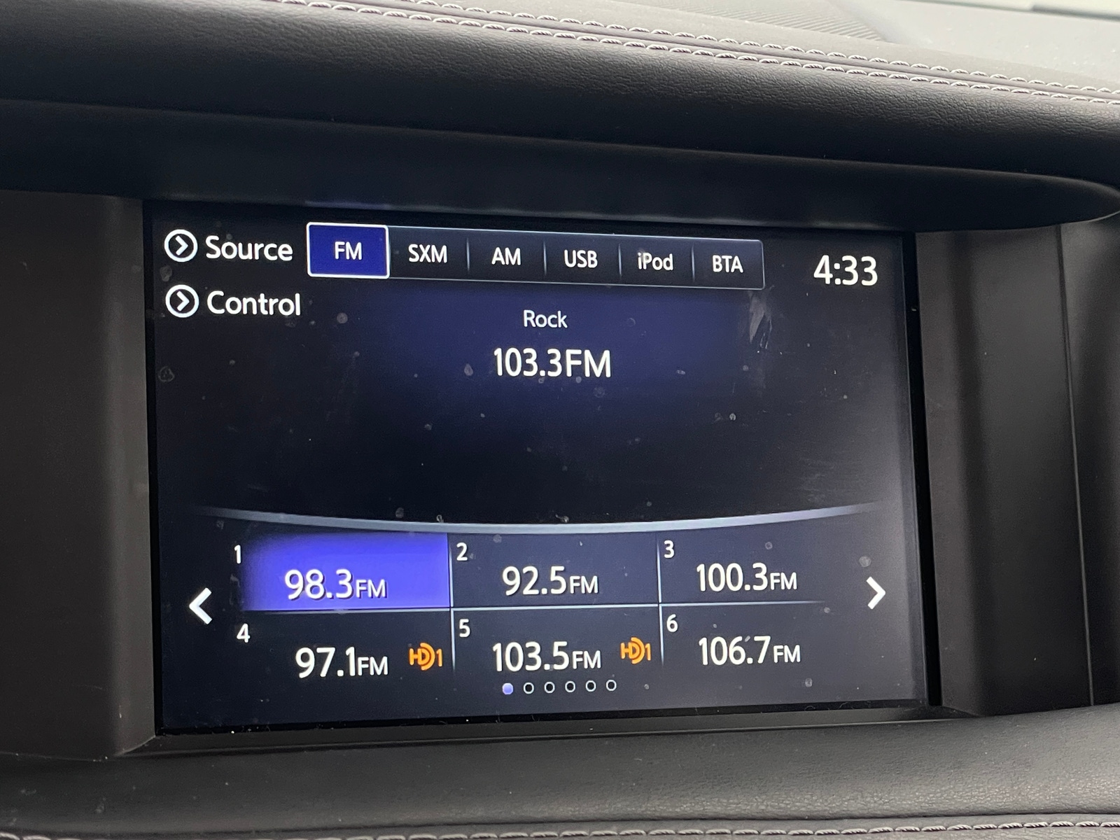 Thumbnail: 2018 INFINITI QX30 - 3