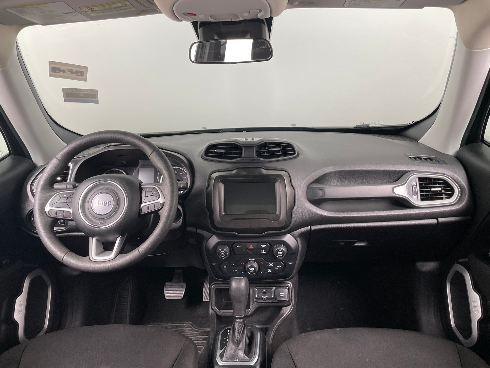 Thumbnail: 2021 Jeep Renegade - 3