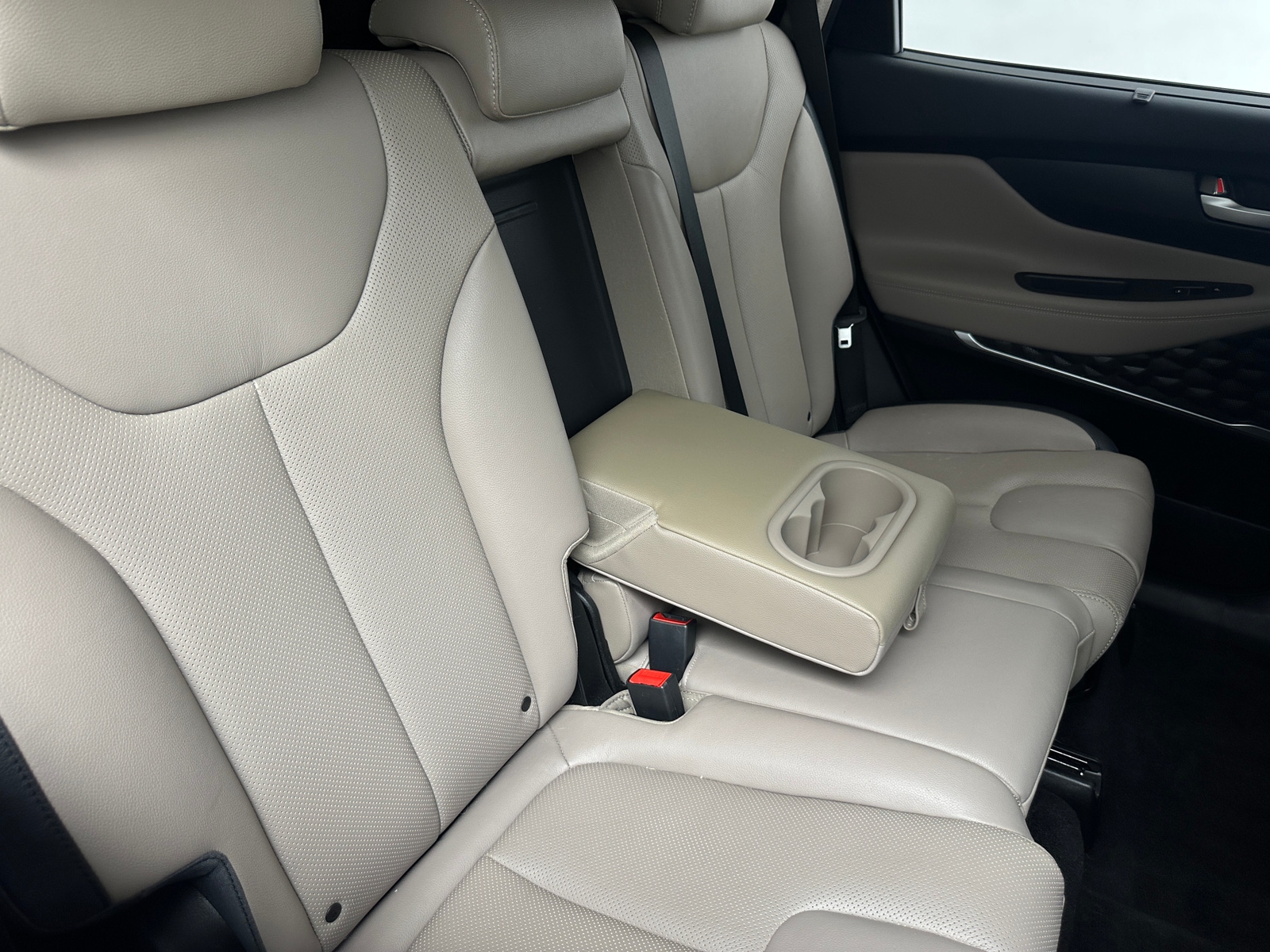 Thumbnail: 2019 Hyundai Santa Fe - 5
