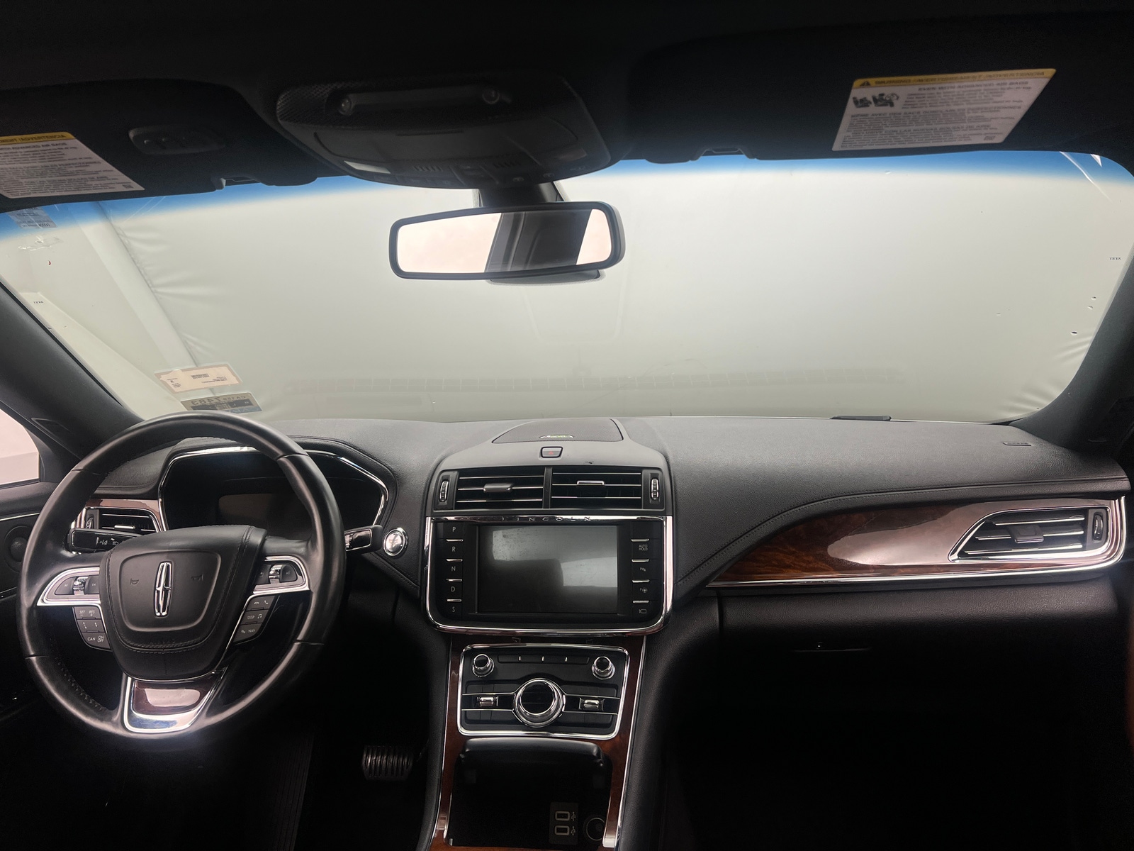 Thumbnail: 2017 Lincoln Continental - 2