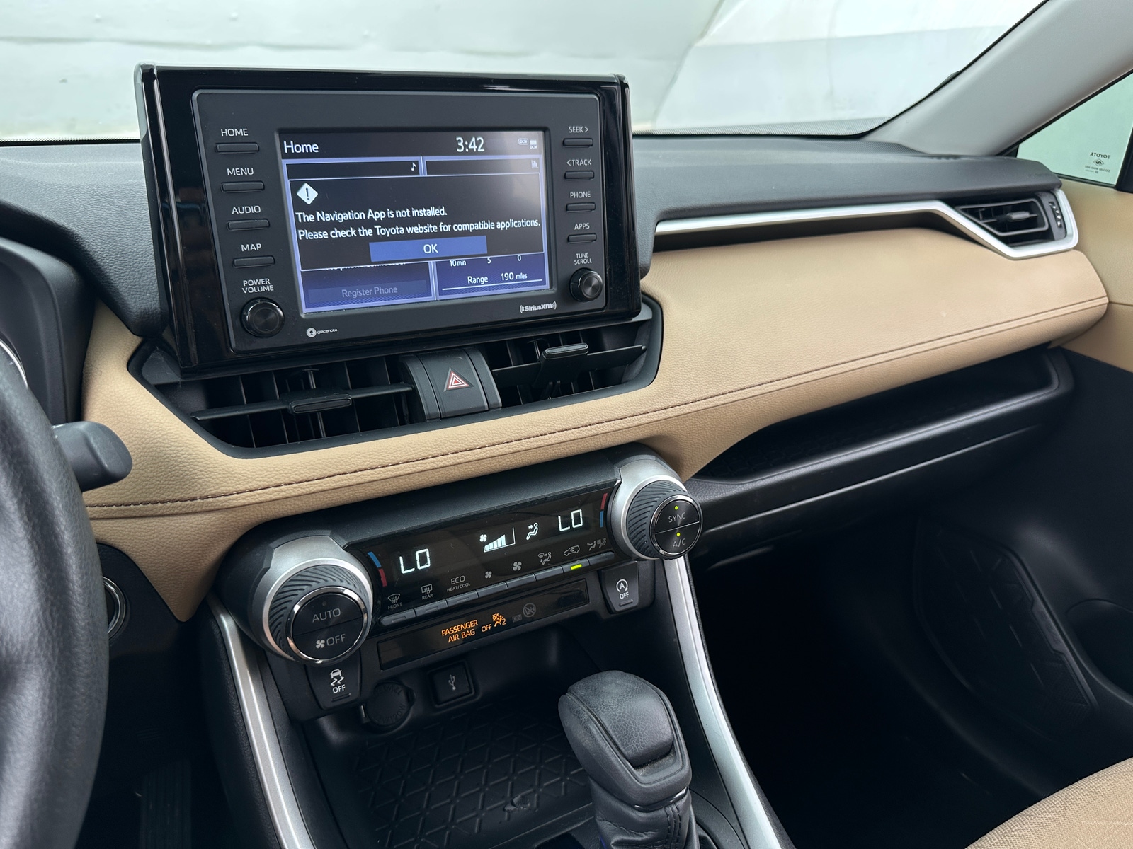Thumbnail: 2021 Toyota RAV4 - 4