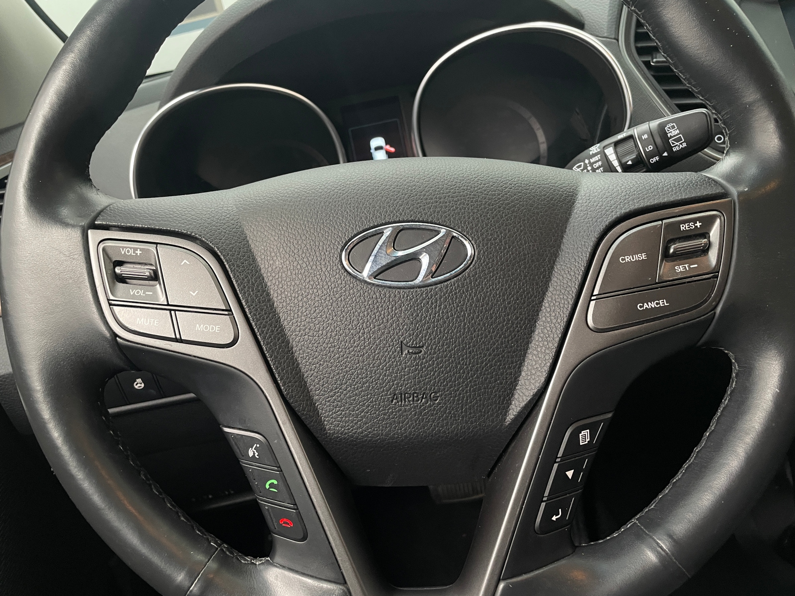 Thumbnail: 2018 Hyundai Santa Fe - 4