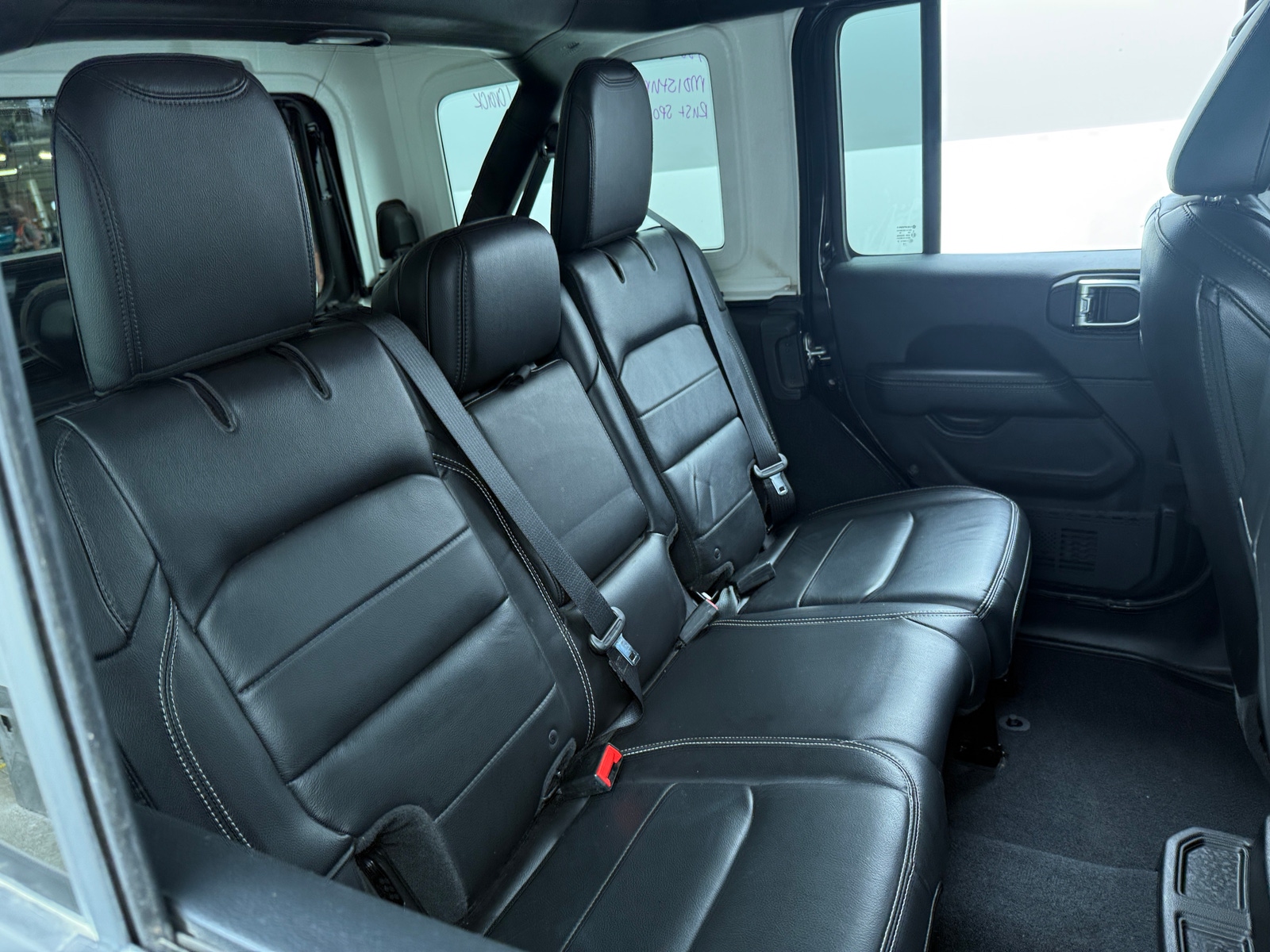 Thumbnail: 2018 Jeep Wrangler - 5
