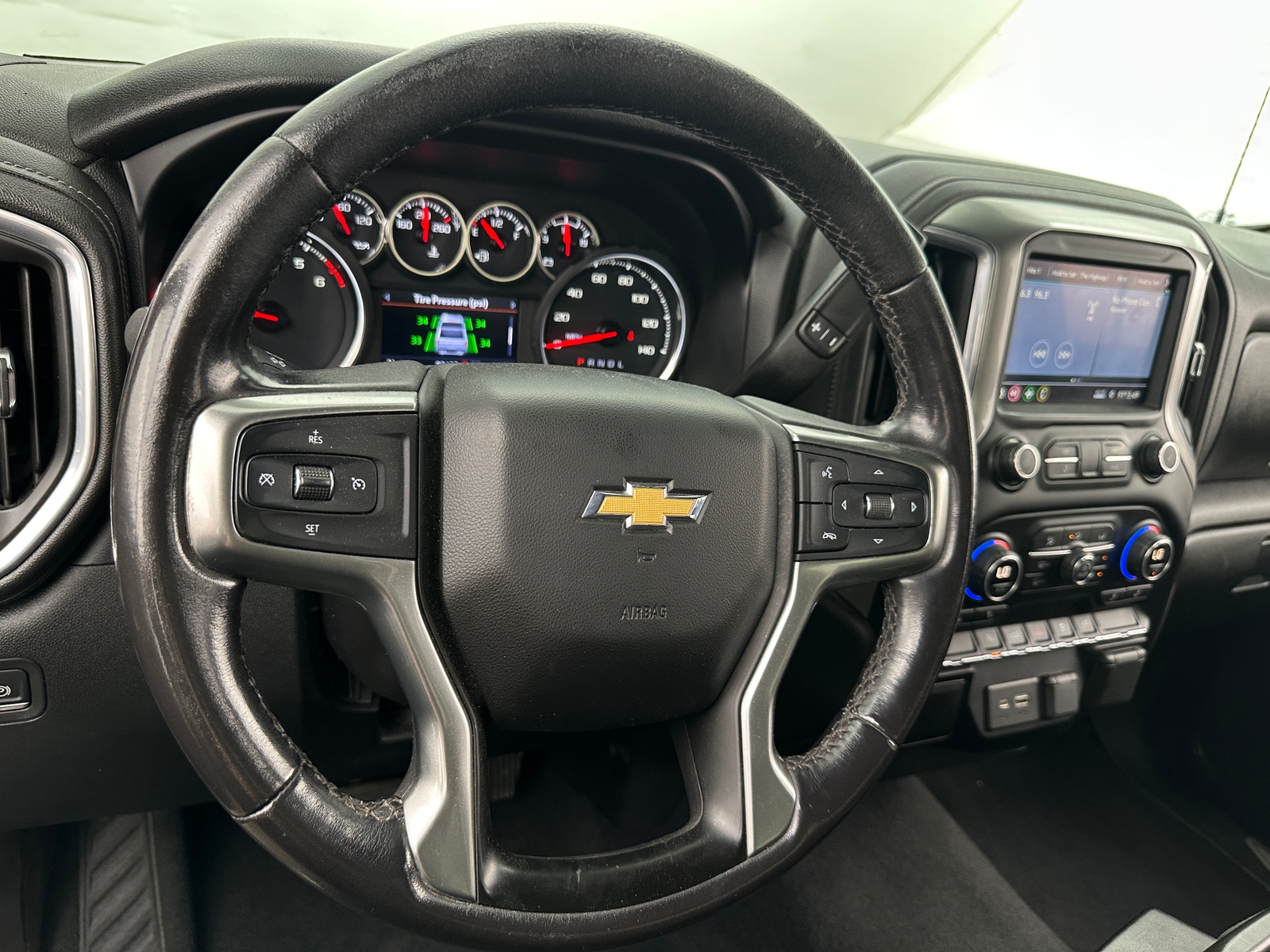 Thumbnail: 2021 Chevrolet Silverado 1500 - 5