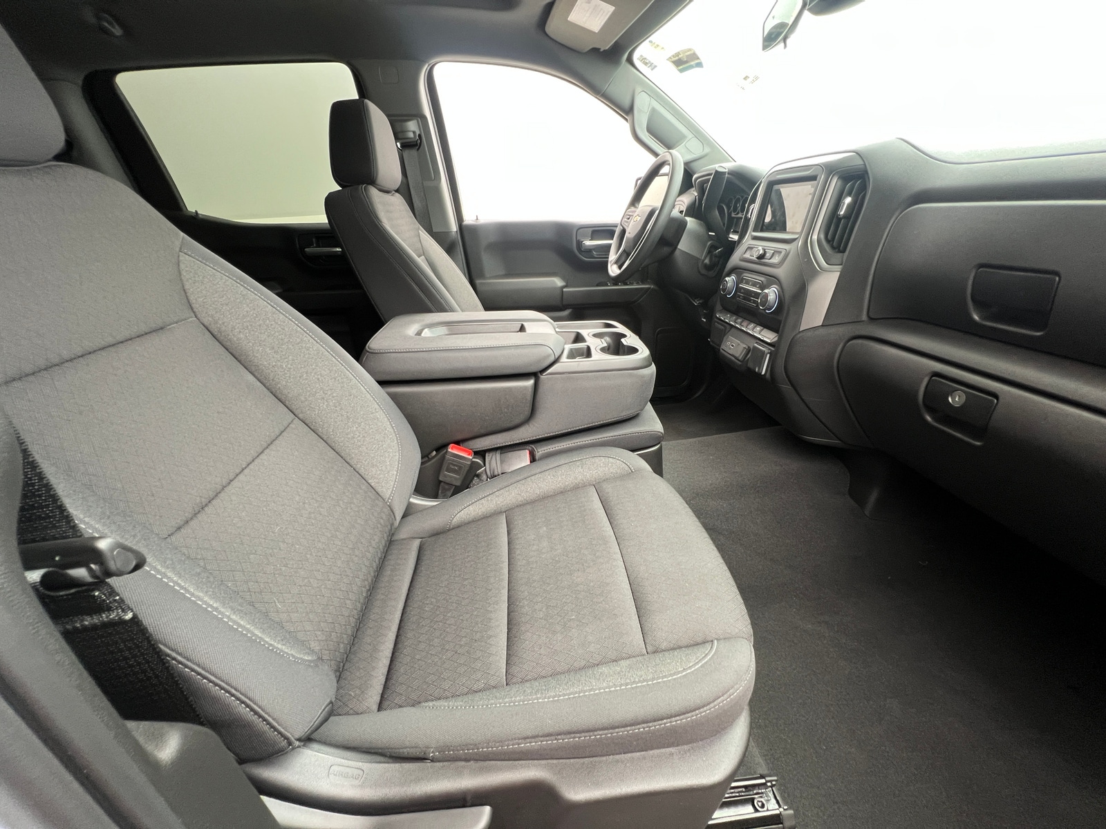 Thumbnail: 2025 Chevrolet Silverado 1500 - 2