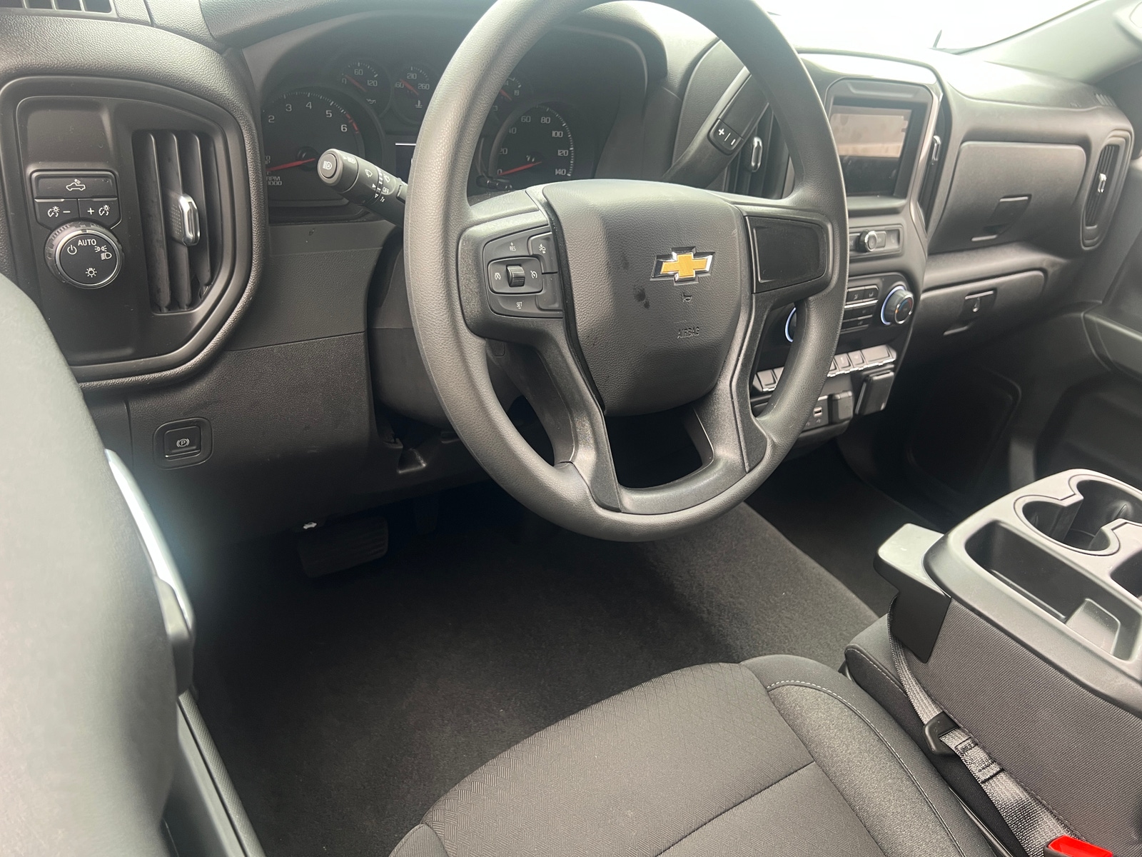 Thumbnail: 2025 Chevrolet Silverado 1500 - 3
