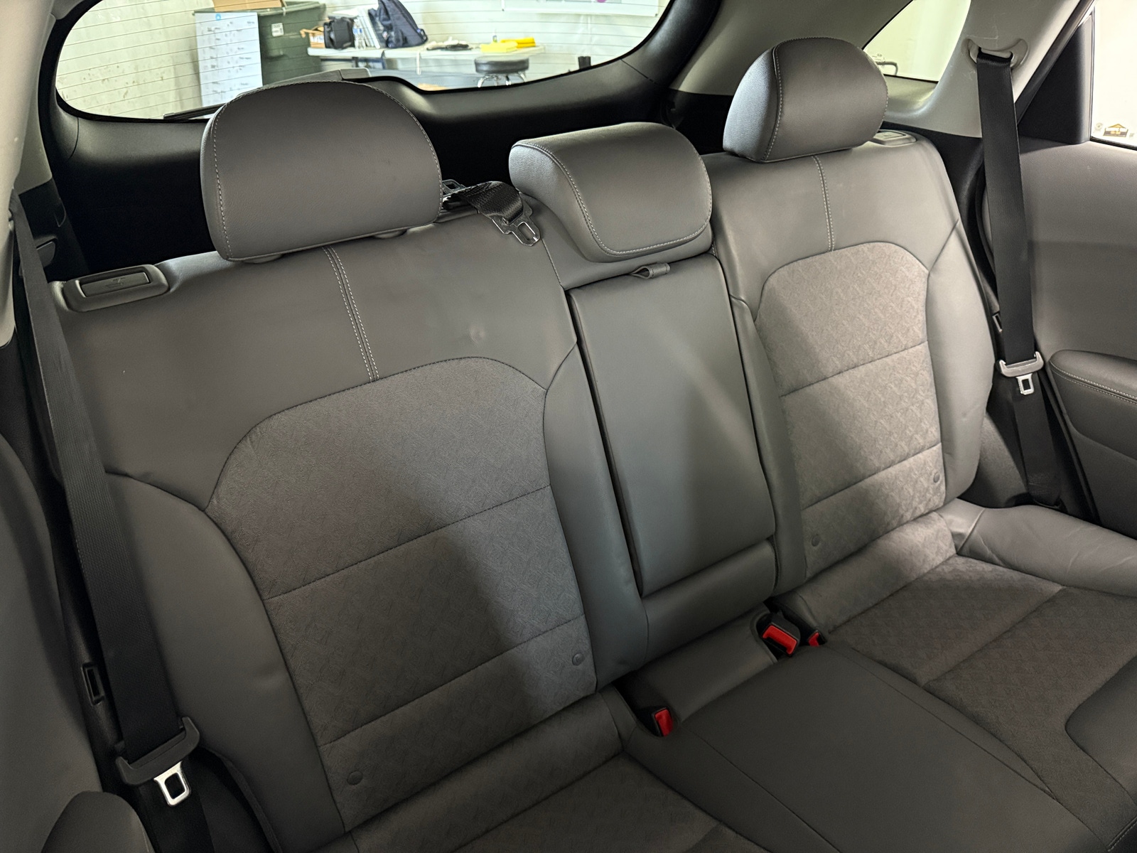 Thumbnail: 2017 Kia Niro - 5