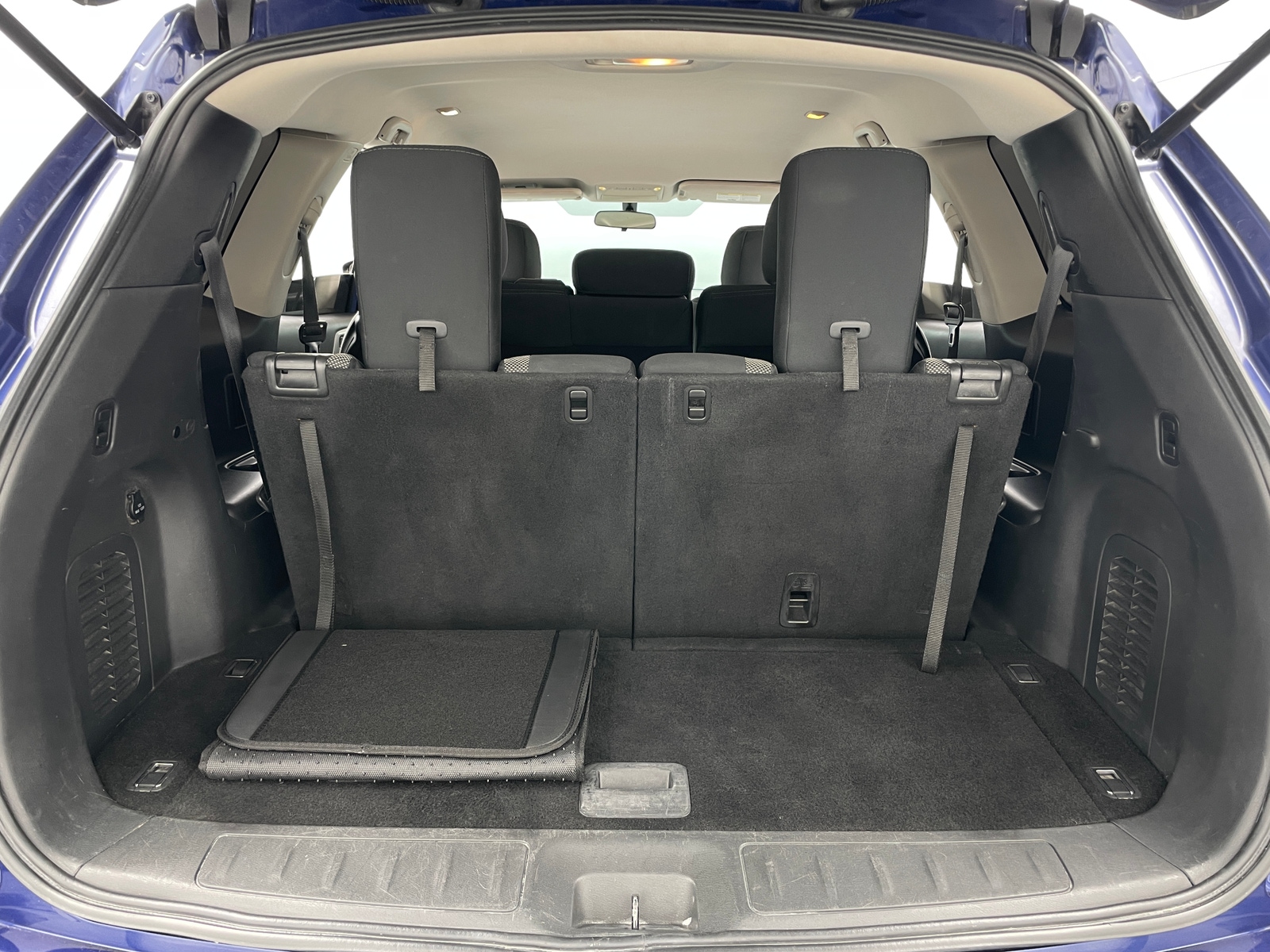 Thumbnail: 2017 Nissan Pathfinder - 7