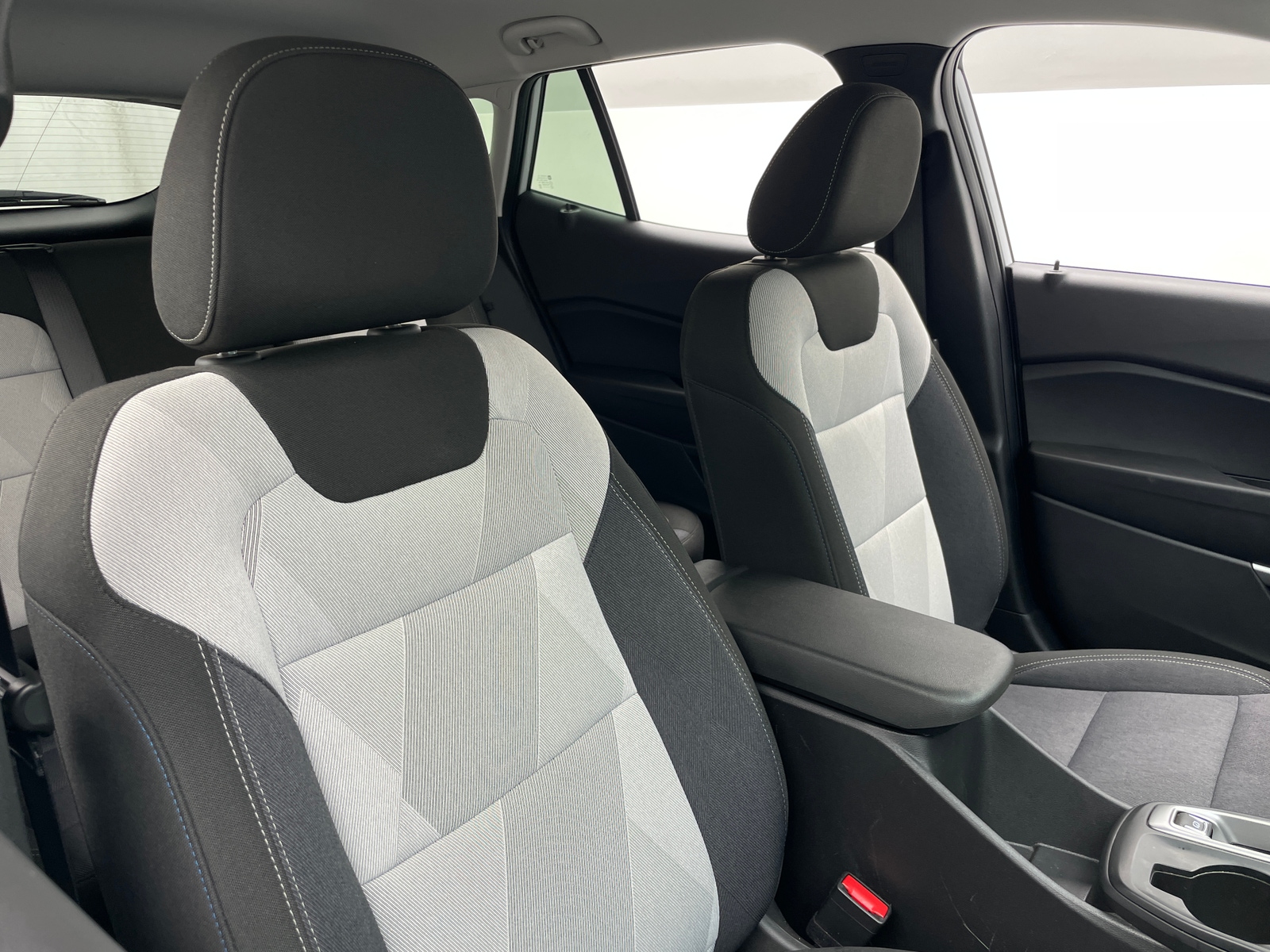 Thumbnail: 2025 Chevrolet Trax - 2