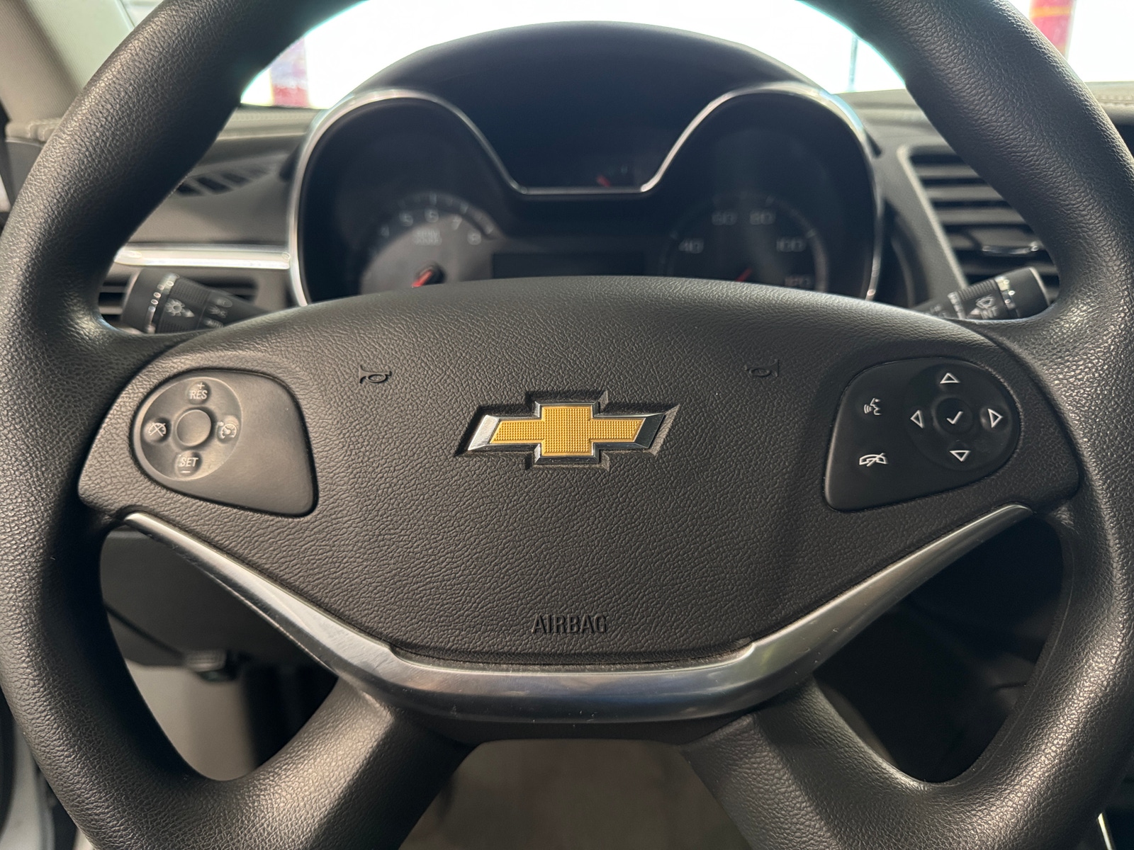 Thumbnail: 2017 Chevrolet Impala - 5