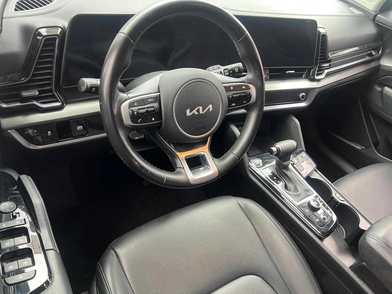 Thumbnail: 2023 Kia Sportage - 2