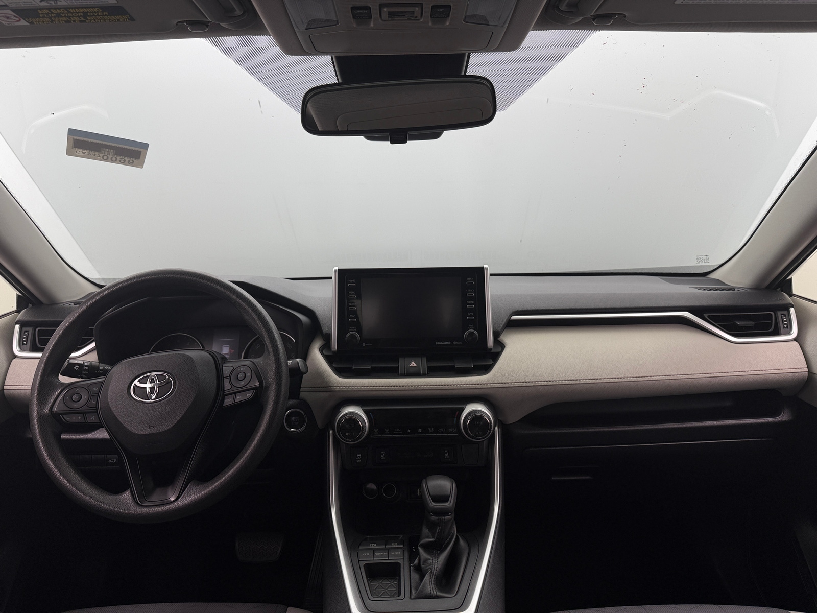 Thumbnail: 2019 Toyota RAV4 - 3