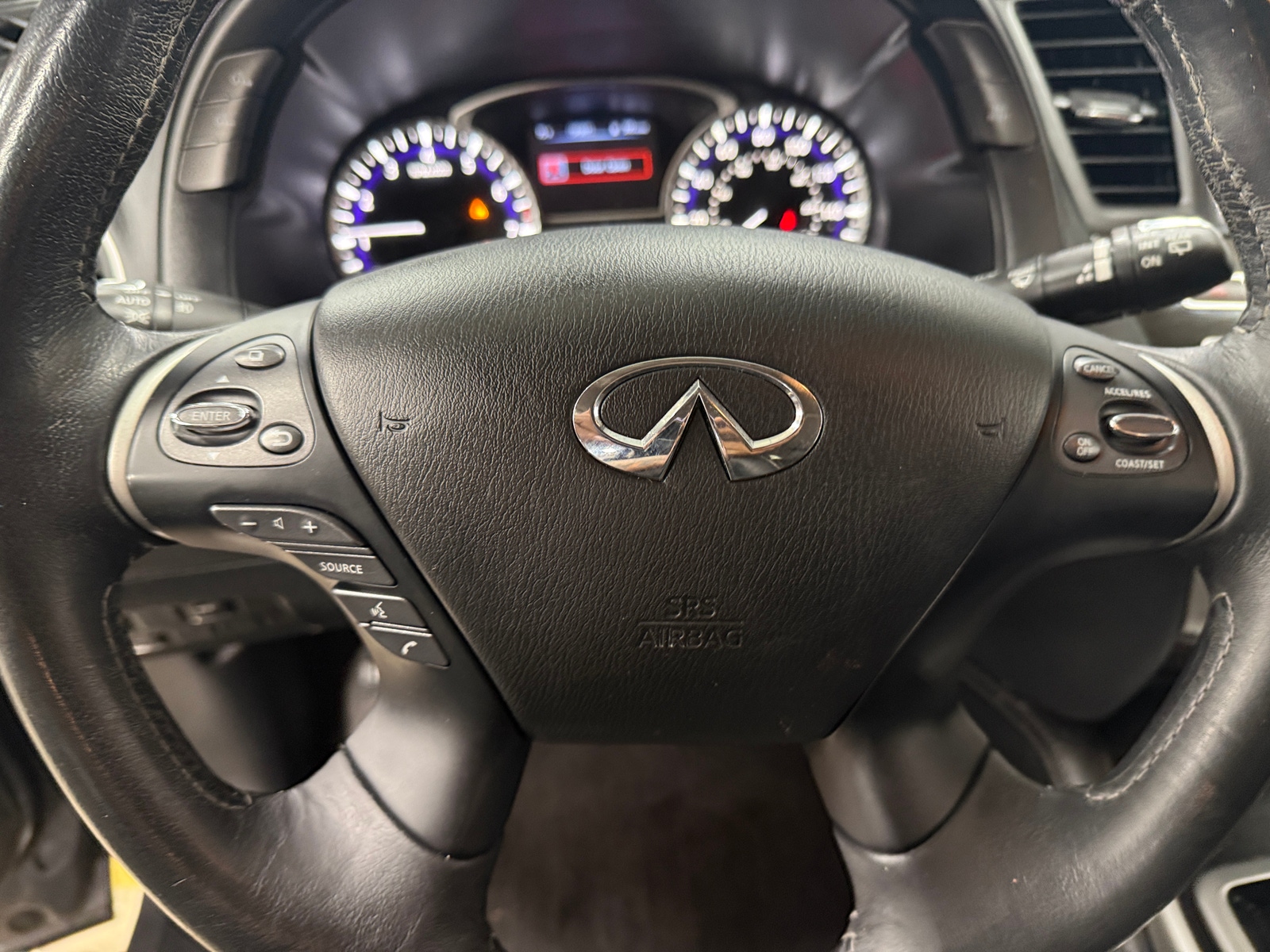 Thumbnail: 2018 INFINITI QX60 - 4