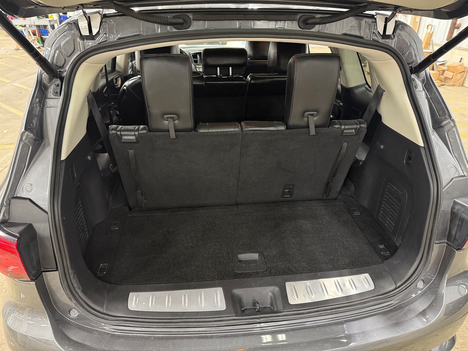 Thumbnail: 2018 INFINITI QX60 - 6